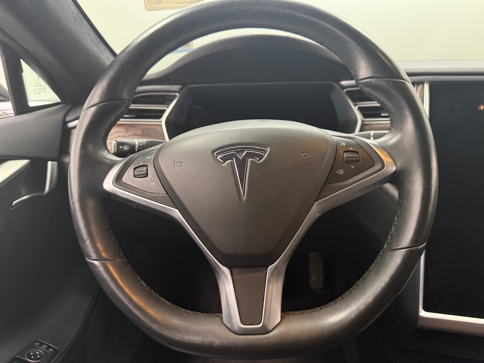 Thumbnail: 2017 Tesla Model S - 4