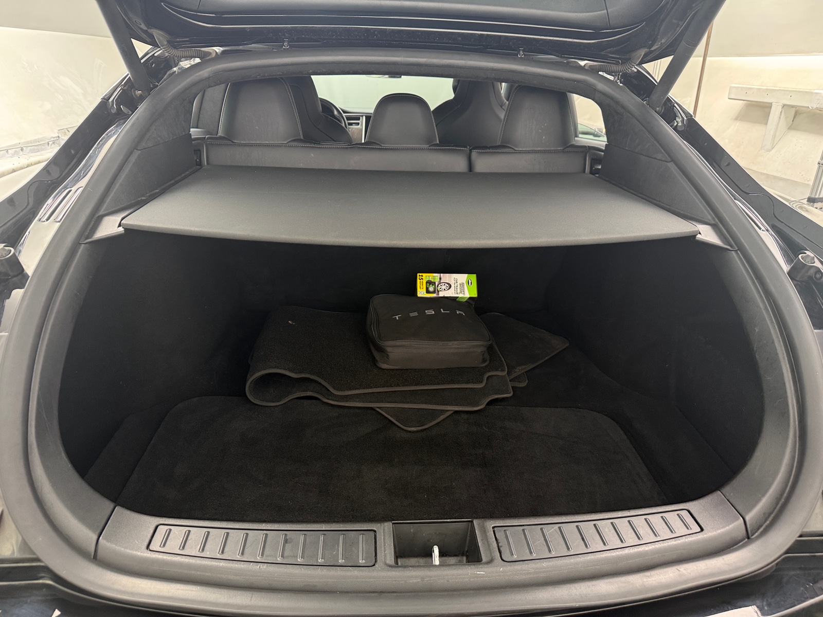 Thumbnail: 2017 Tesla Model S - 6