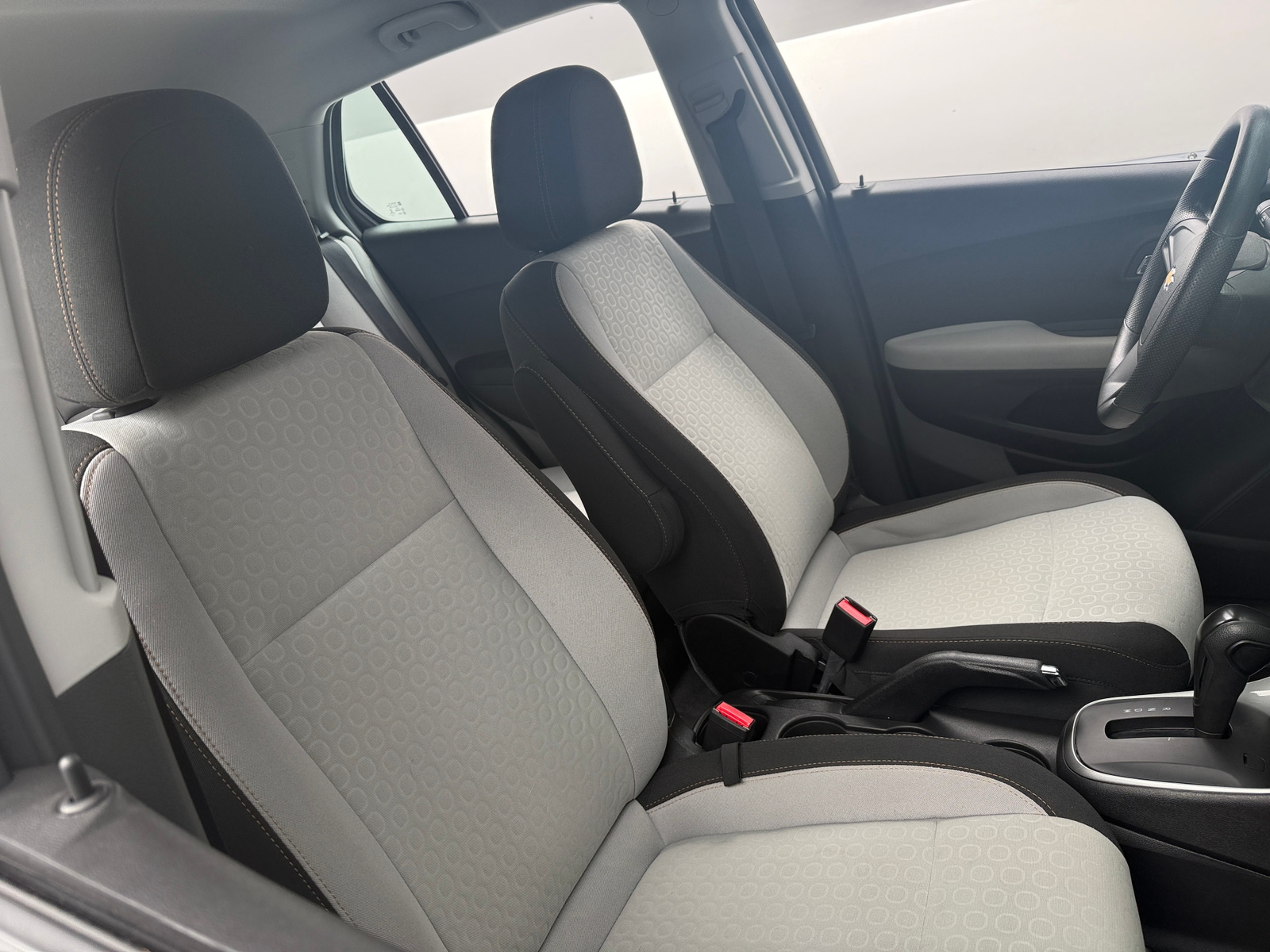 Thumbnail: 2019 Chevrolet Trax - 2