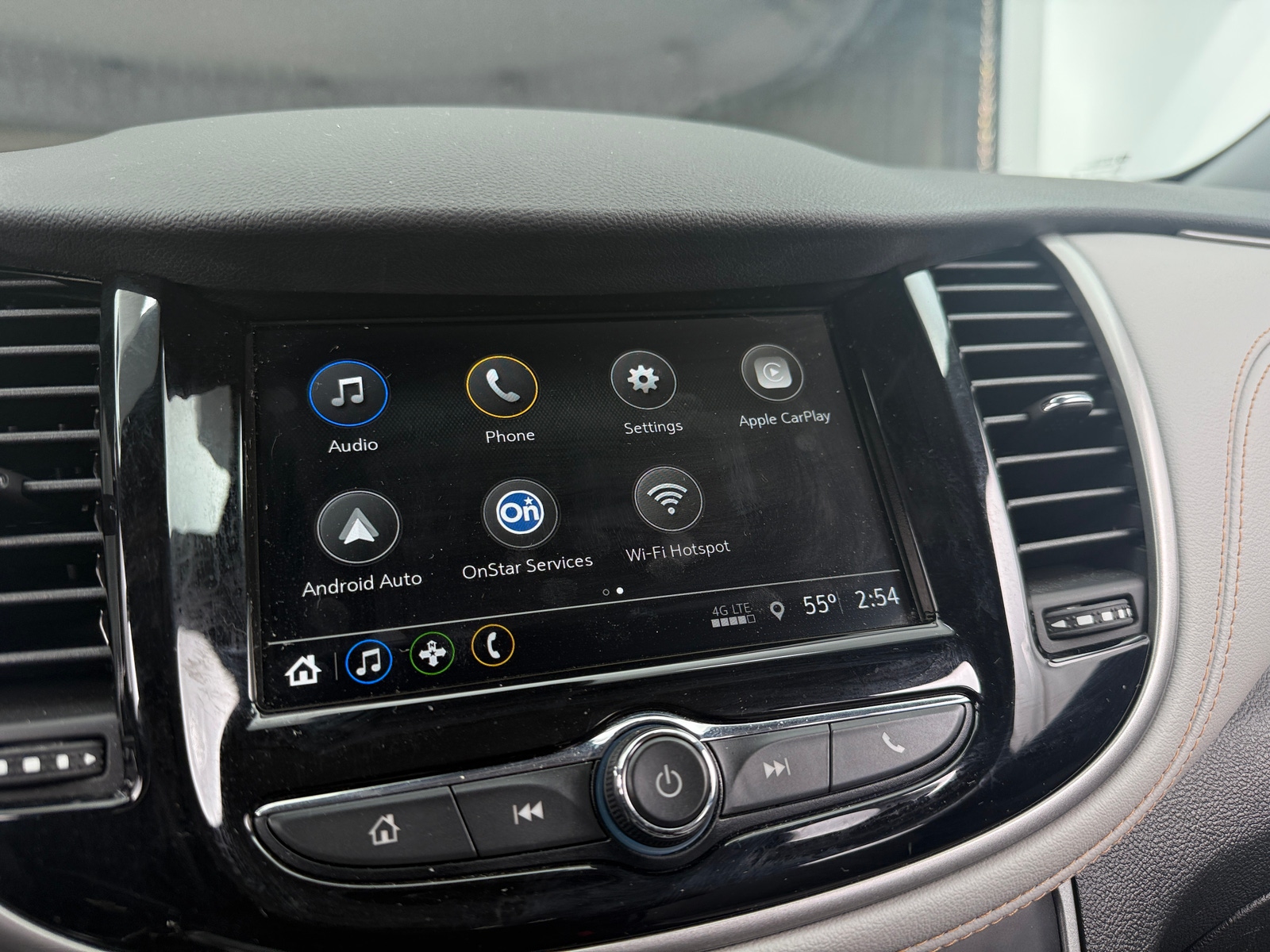 Thumbnail: 2019 Chevrolet Trax - 4