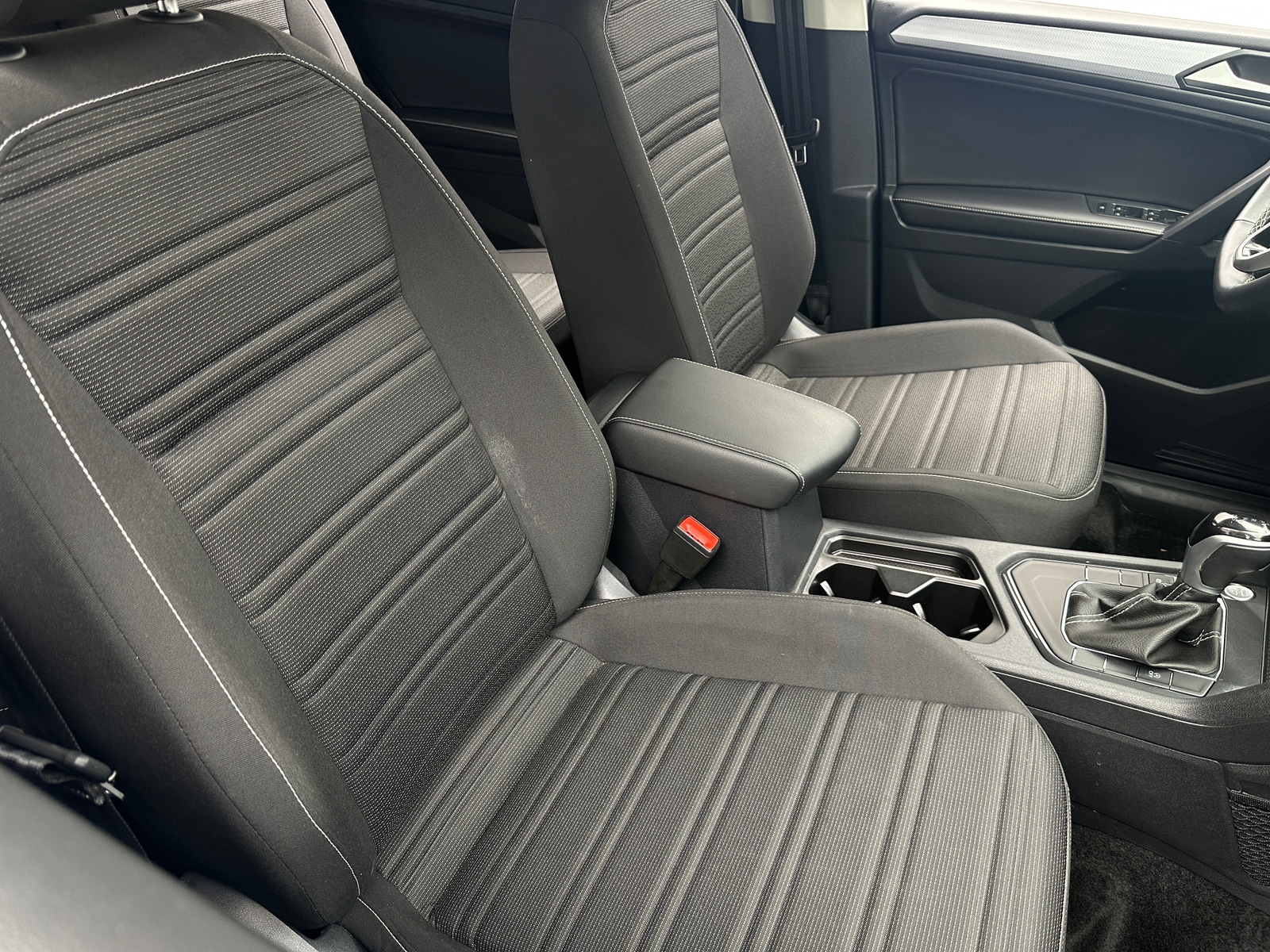 Thumbnail: 2024 Volkswagen Tiguan - 2