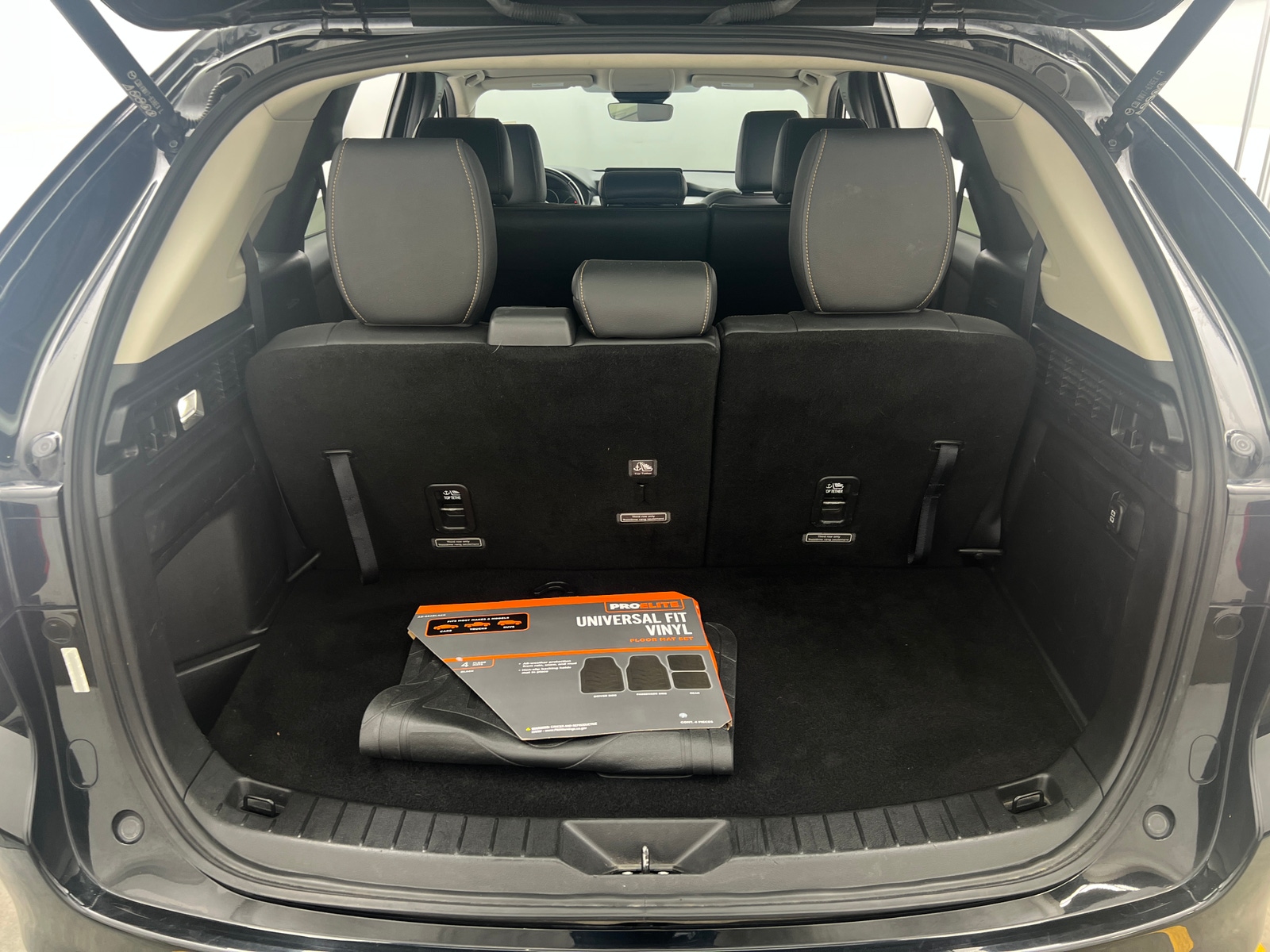 Thumbnail: 2024 Mazda CX-90 - 6