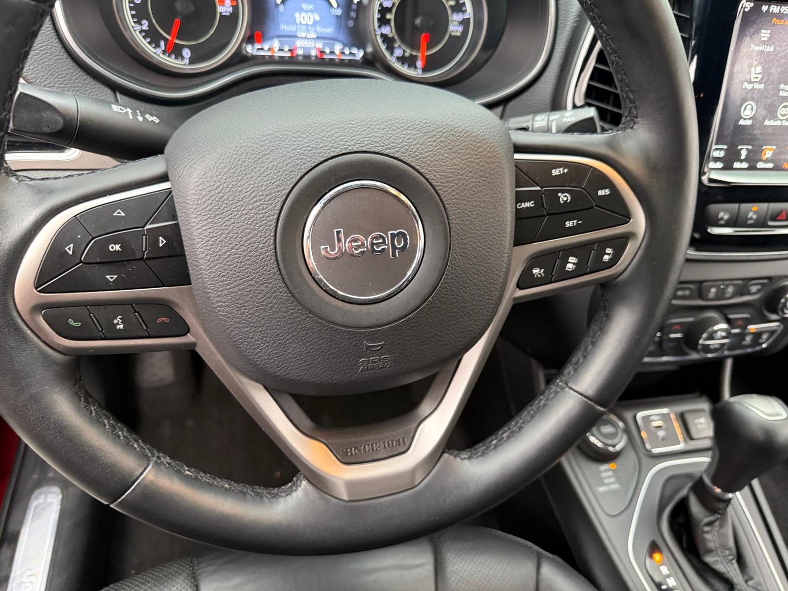 Thumbnail: 2019 Jeep Cherokee - 4