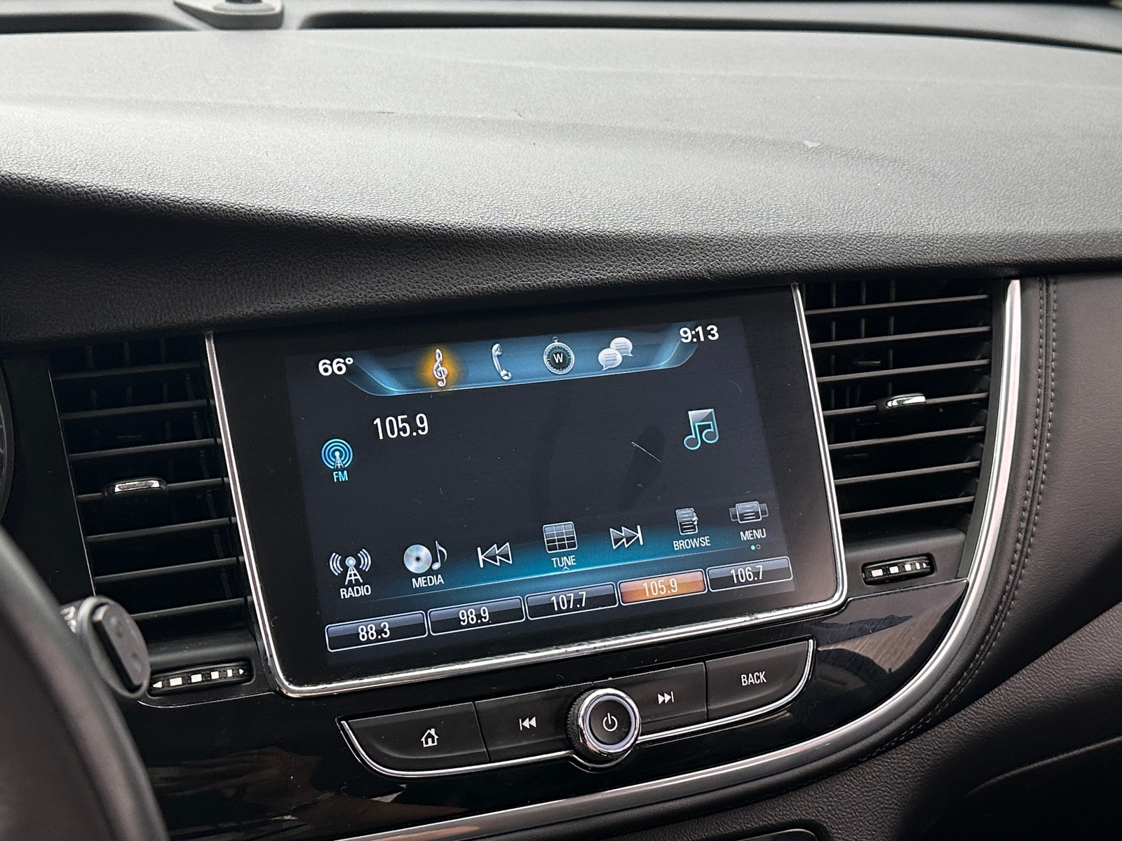 Thumbnail: 2021 Buick Encore - 4