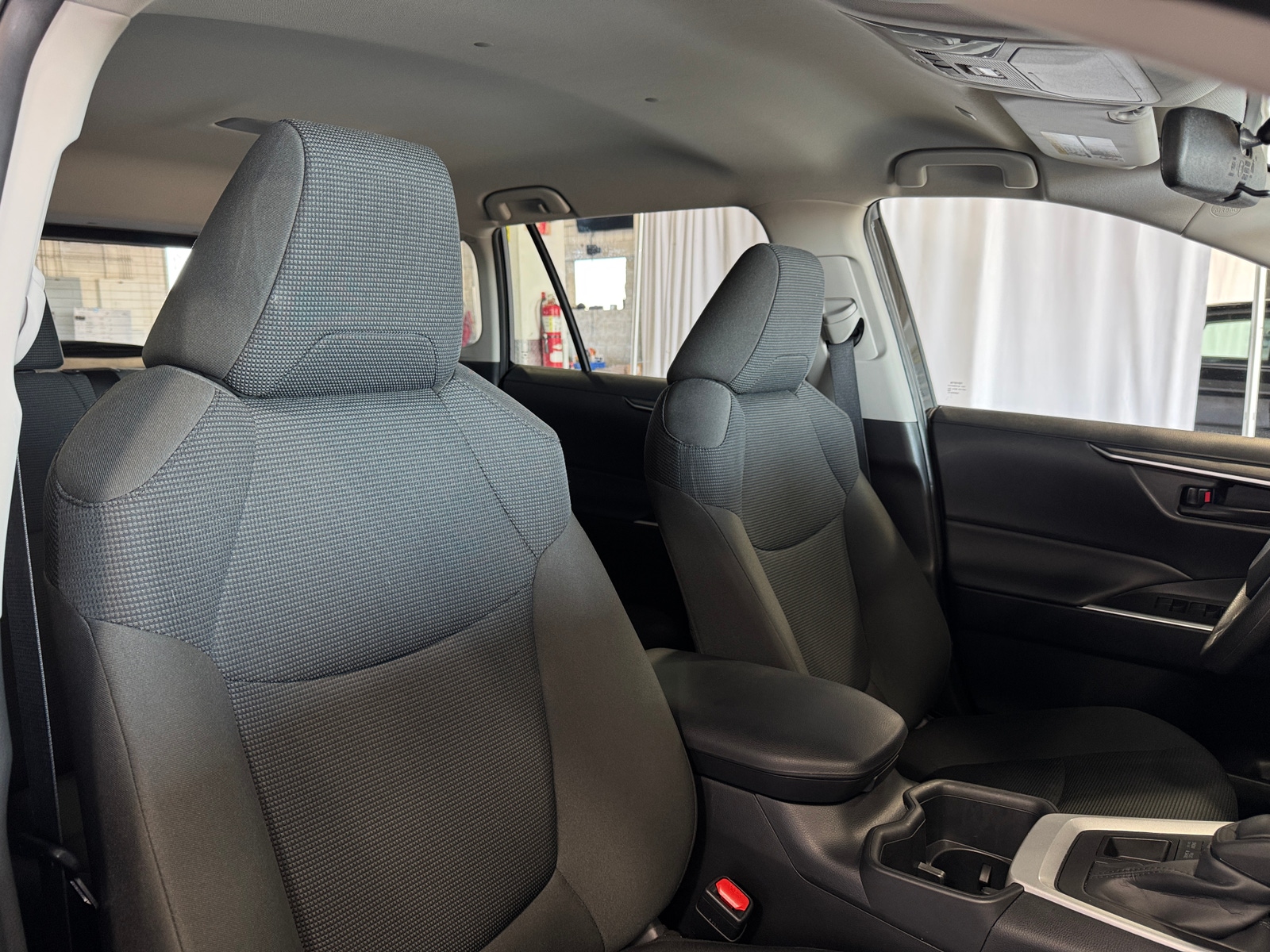 Thumbnail: 2025 Toyota RAV4 - 2