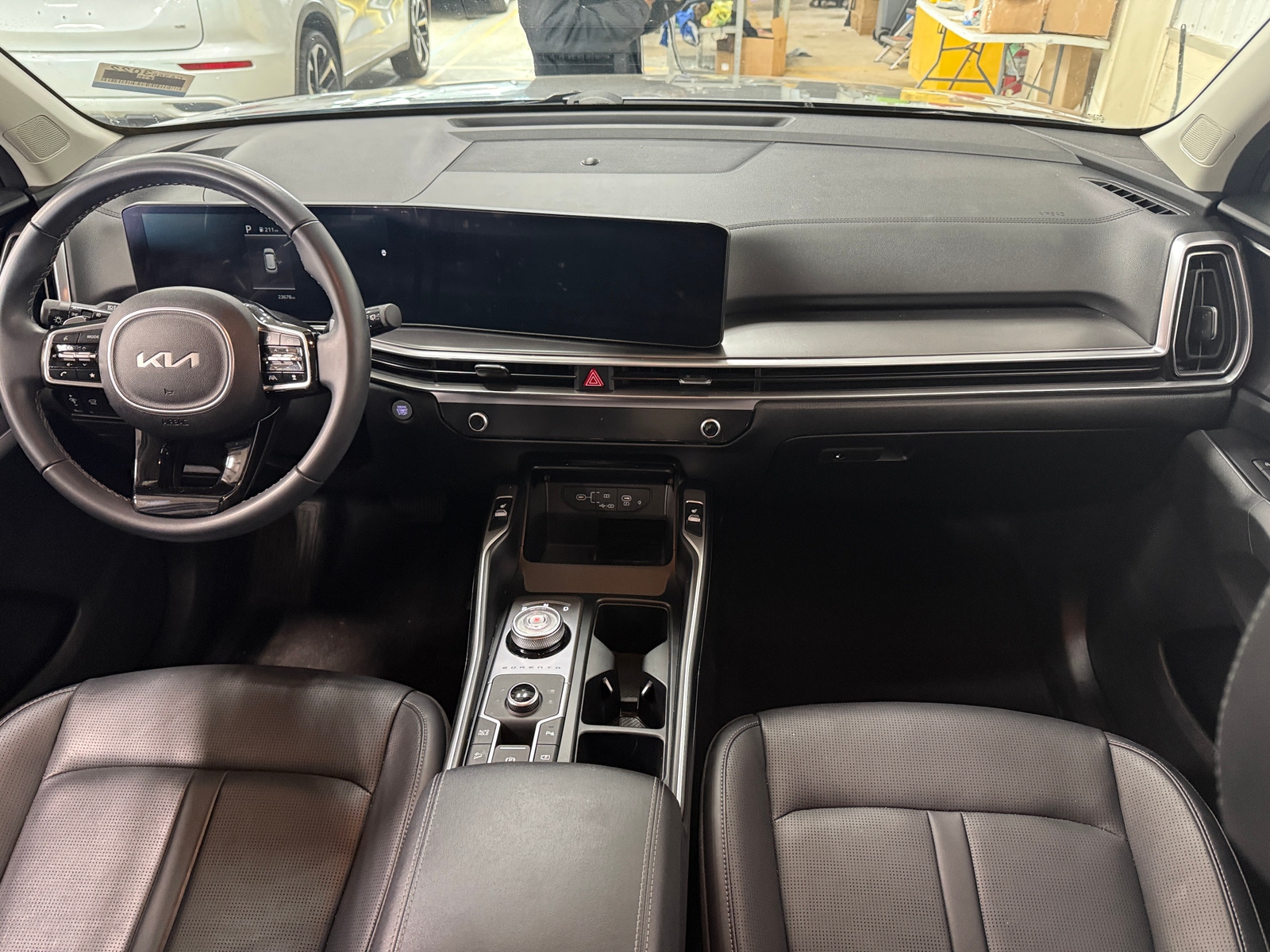 Thumbnail: 2025 Kia Sorento - 2