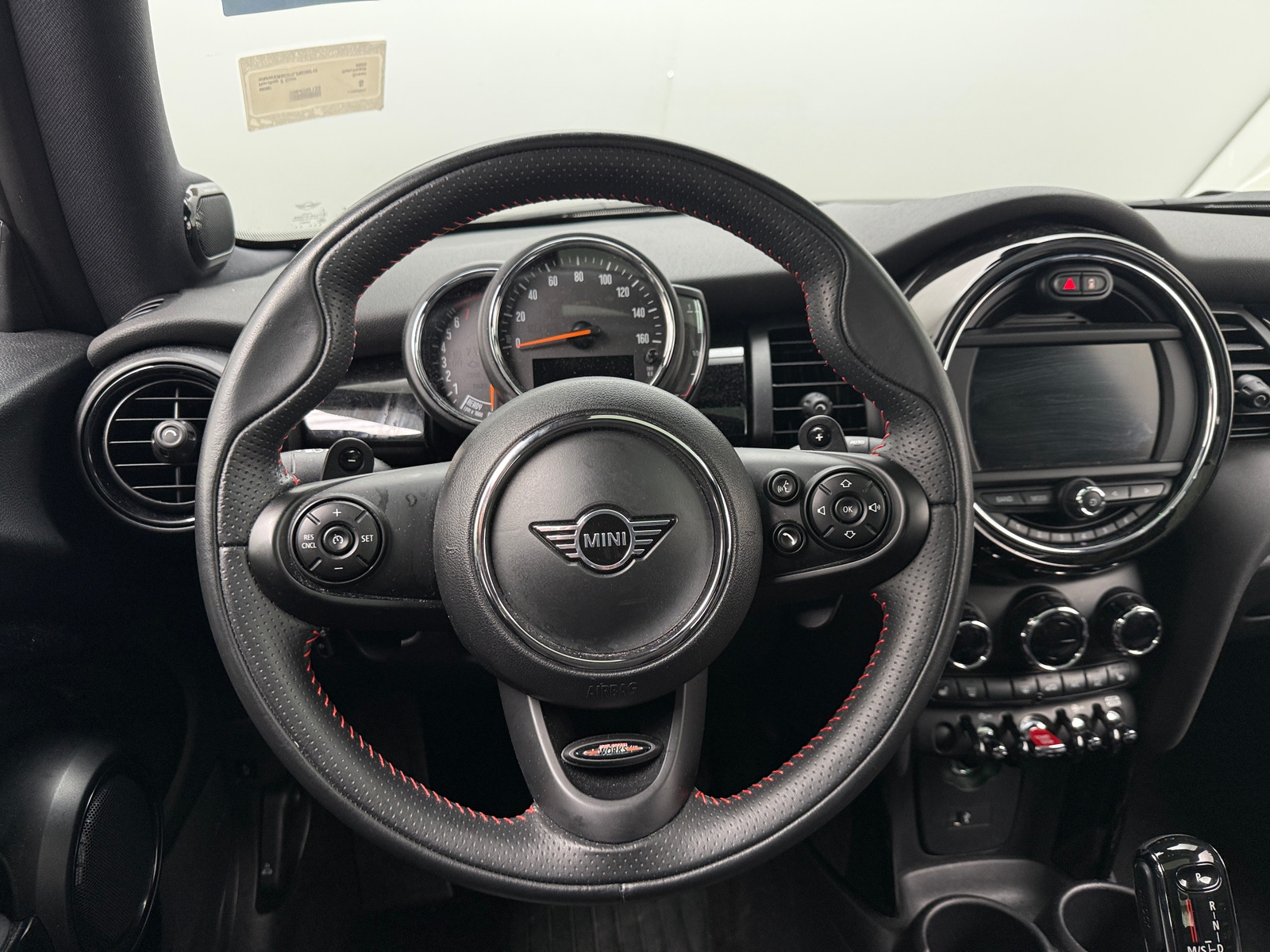 Thumbnail: 2020 MINI Cooper Hardtop - 4