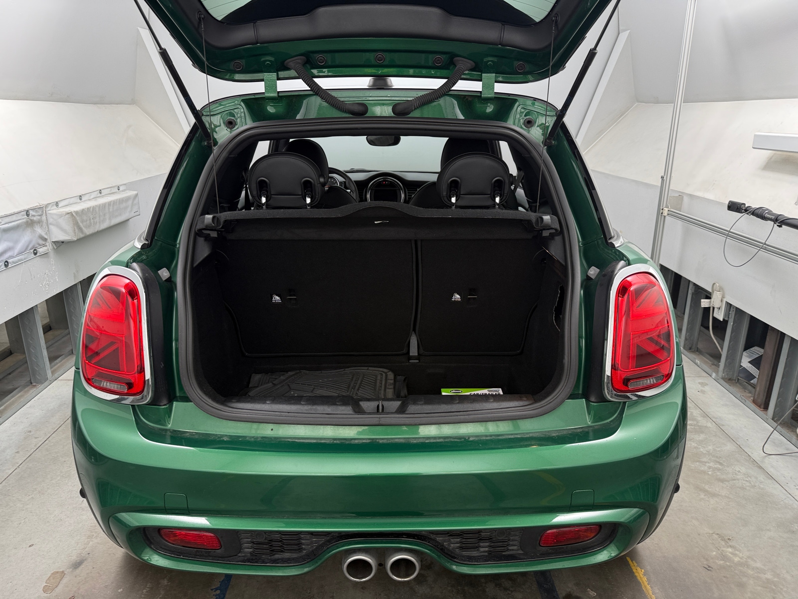 Thumbnail: 2020 MINI Cooper Hardtop - 6