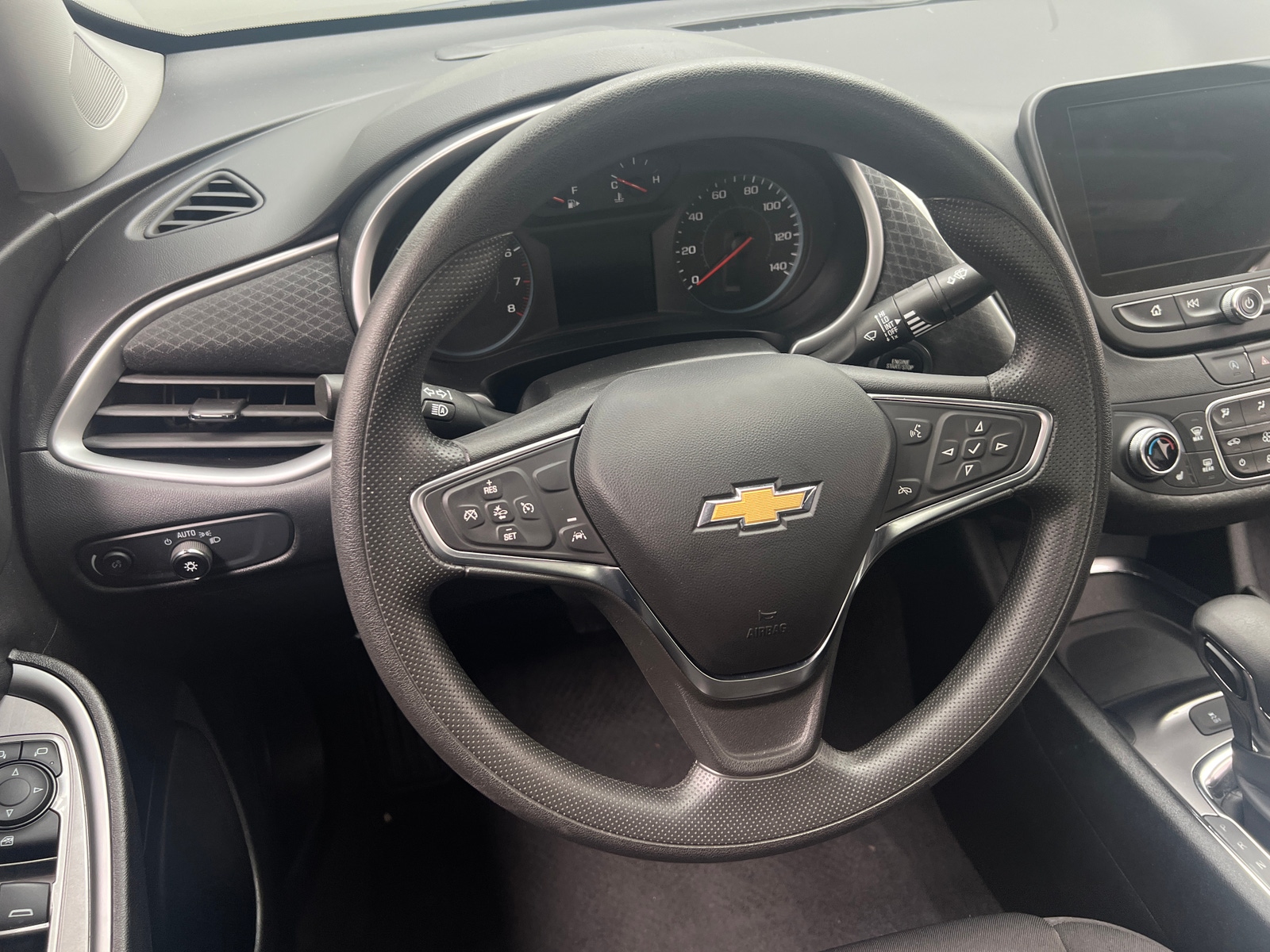 Thumbnail: 2024 Chevrolet Malibu - 5