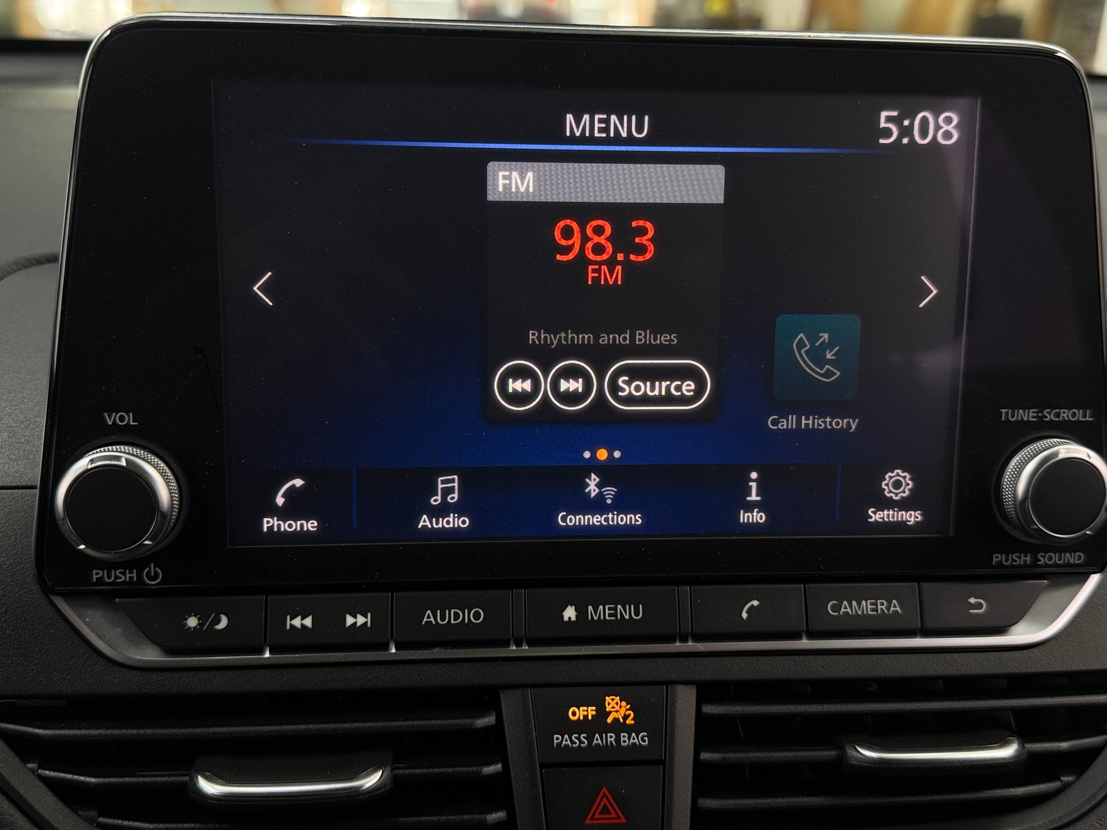 Thumbnail: 2022 Nissan Altima - 4