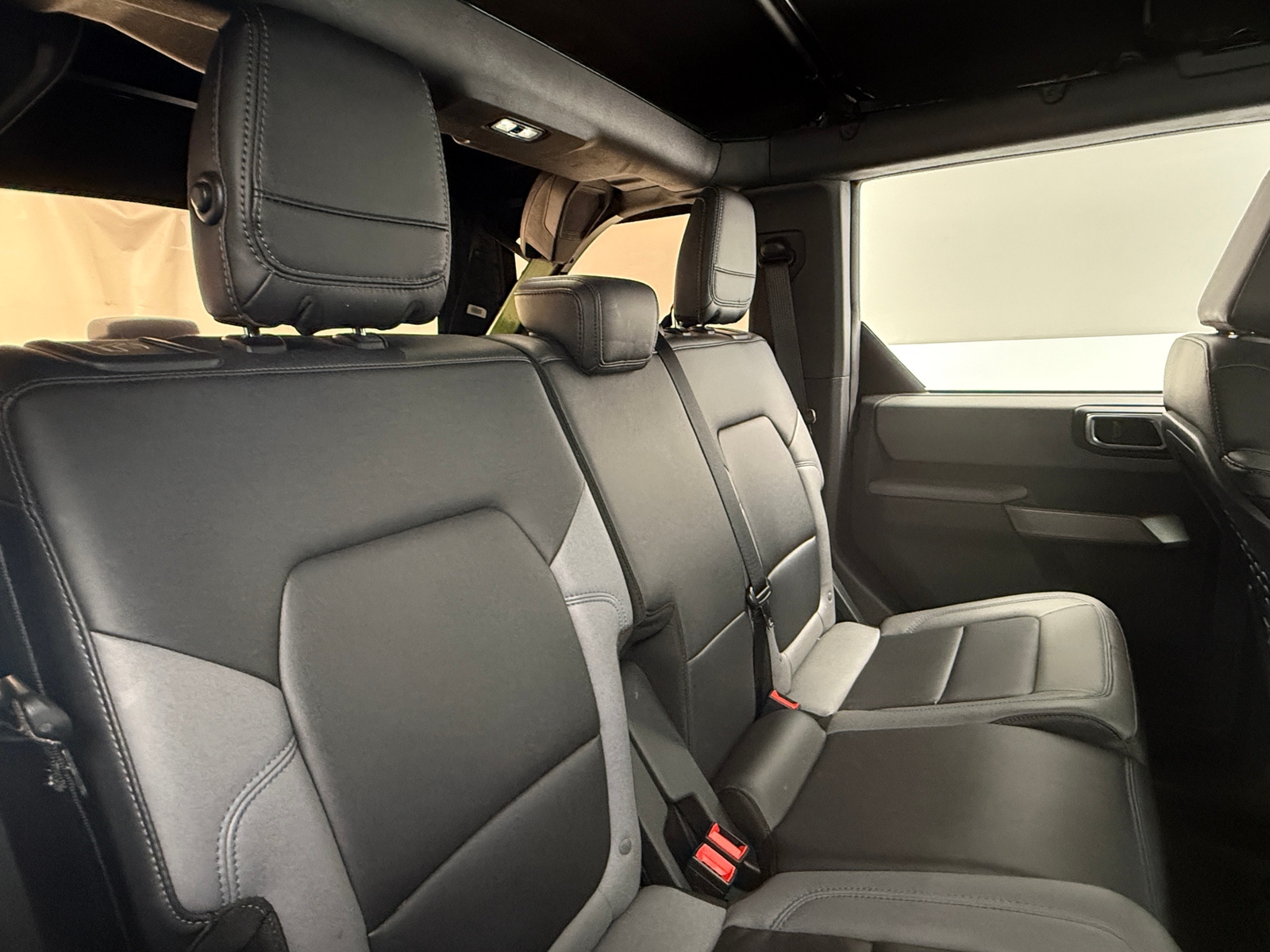 Thumbnail: 2022 Ford Bronco - 6