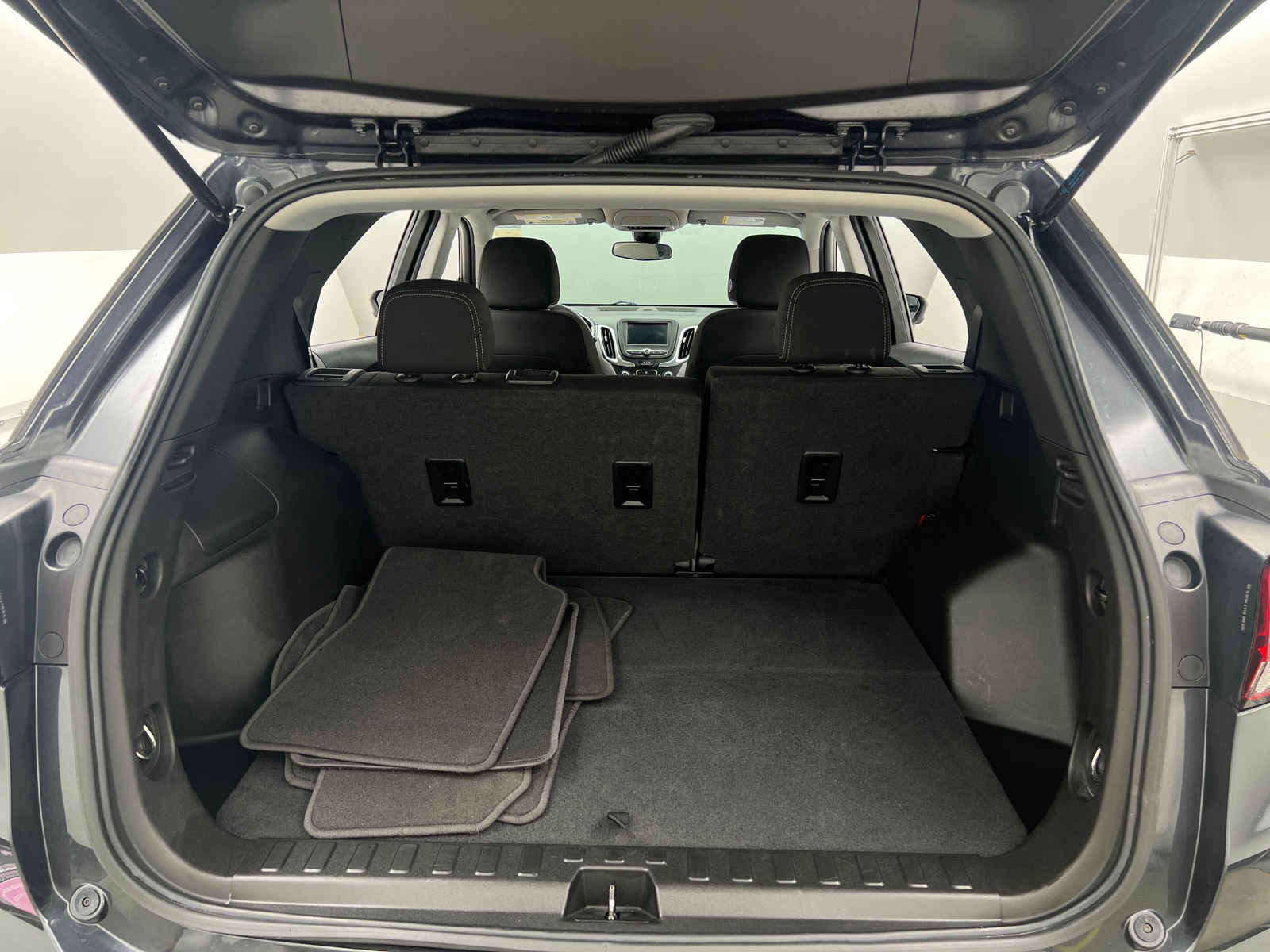 Thumbnail: 2022 Chevrolet Equinox - 7