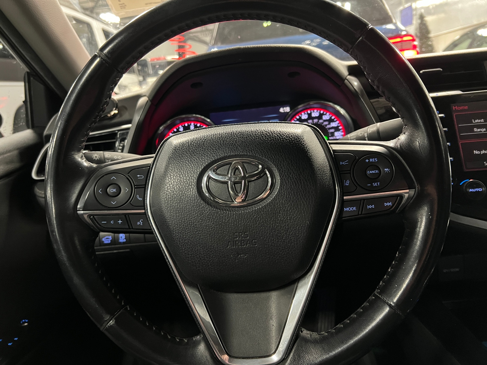 Thumbnail: 2019 Toyota Camry - 4