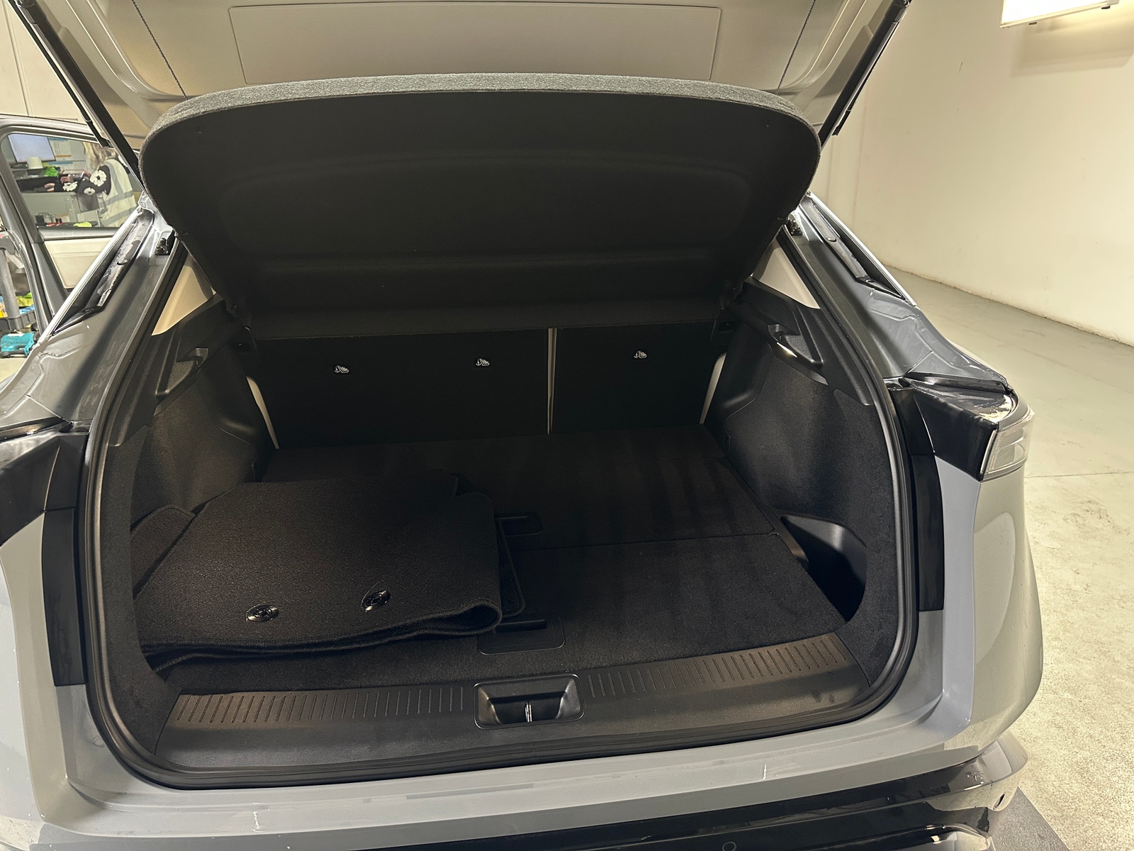 Thumbnail: 2024 Nissan Ariya - 6