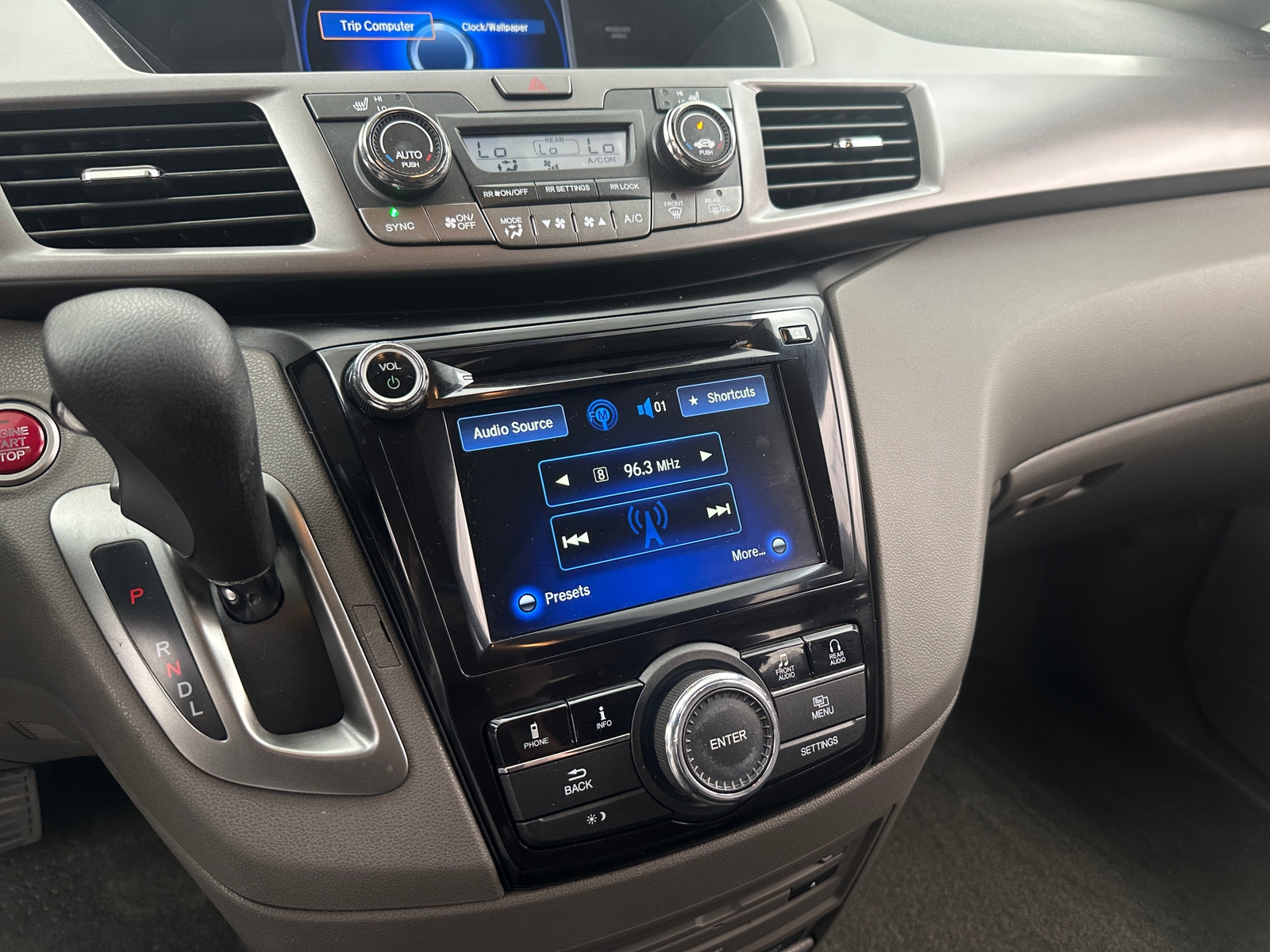 Thumbnail: 2015 Honda Odyssey - 3