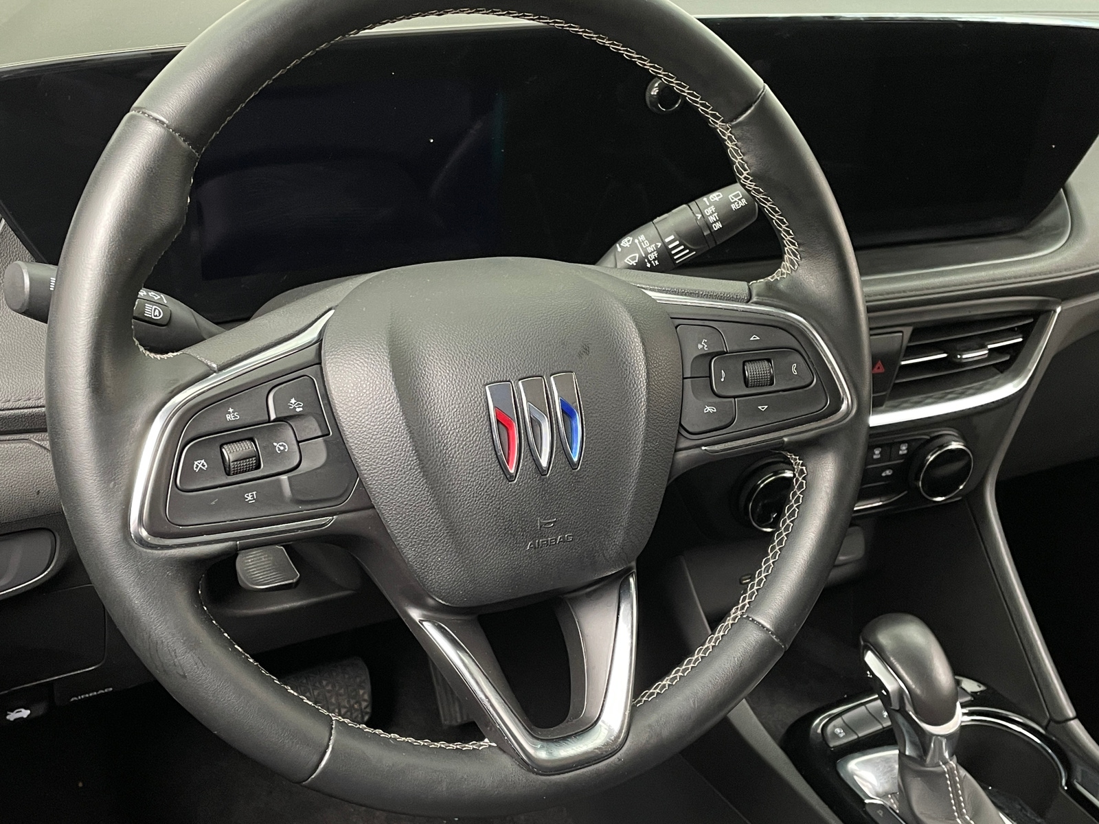 Thumbnail: 2024 Buick Encore GX - 4