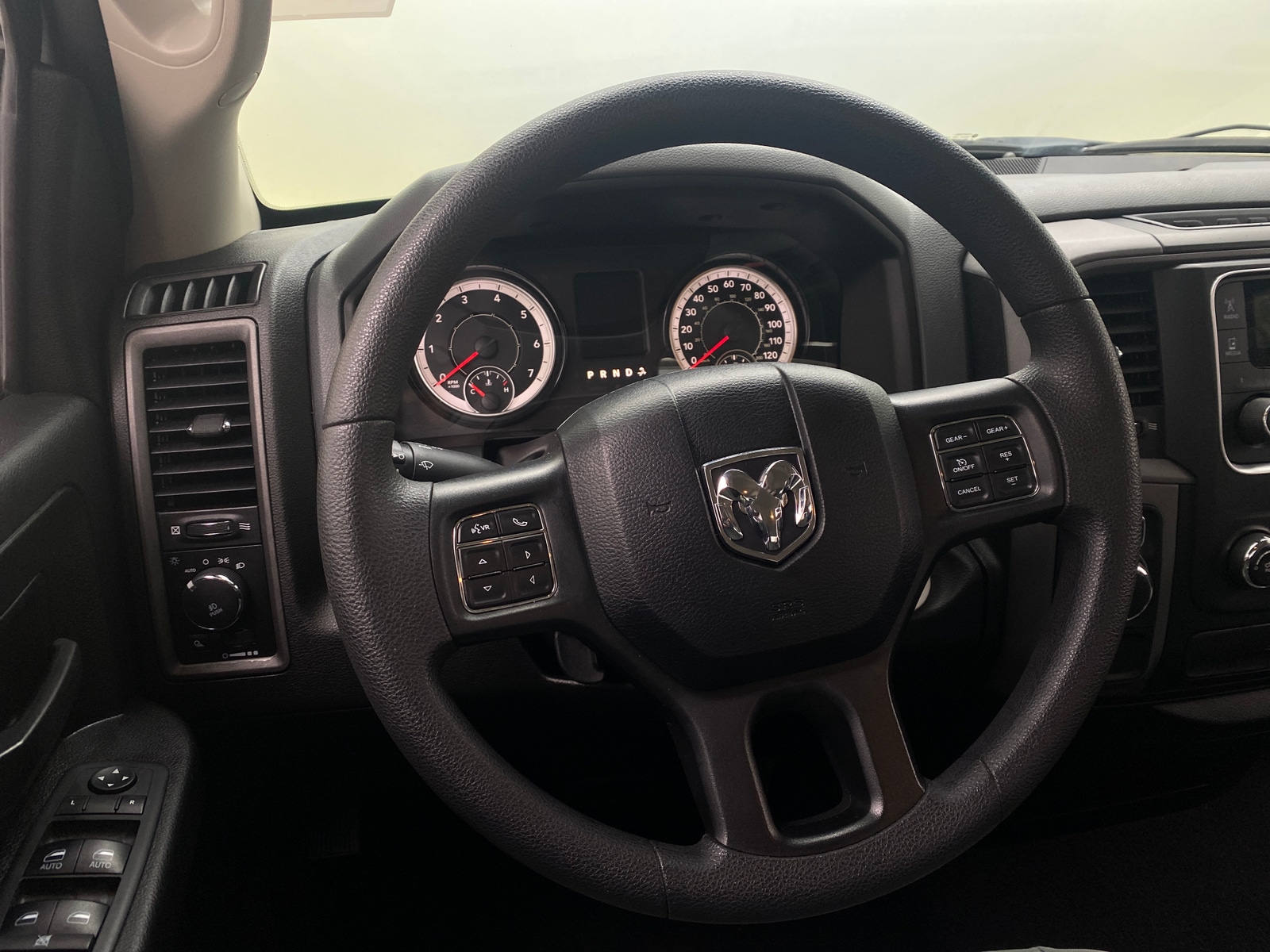 Thumbnail: 2019 RAM 1500 Classic - 4