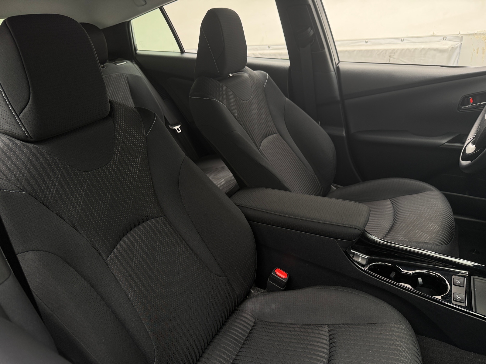 Thumbnail: 2022 Toyota Prius Prime - 2