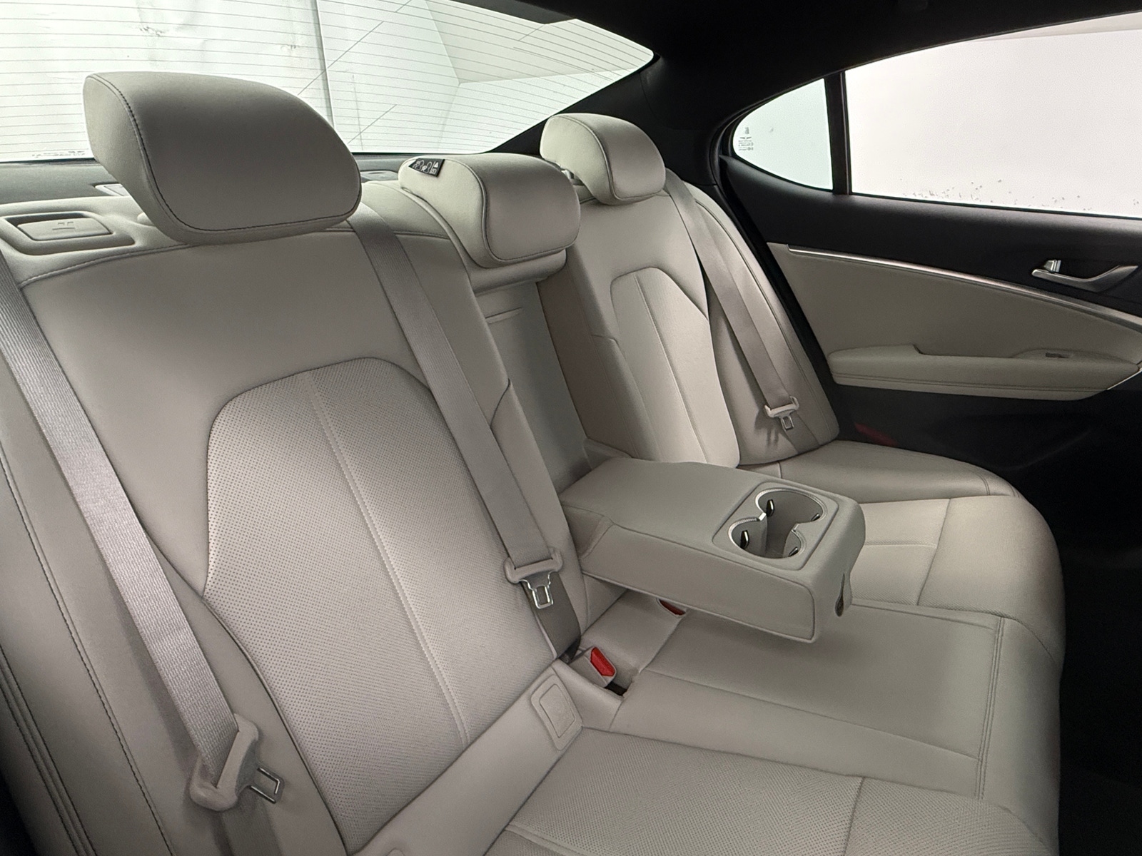 Thumbnail: 2025 Genesis G70 - 5