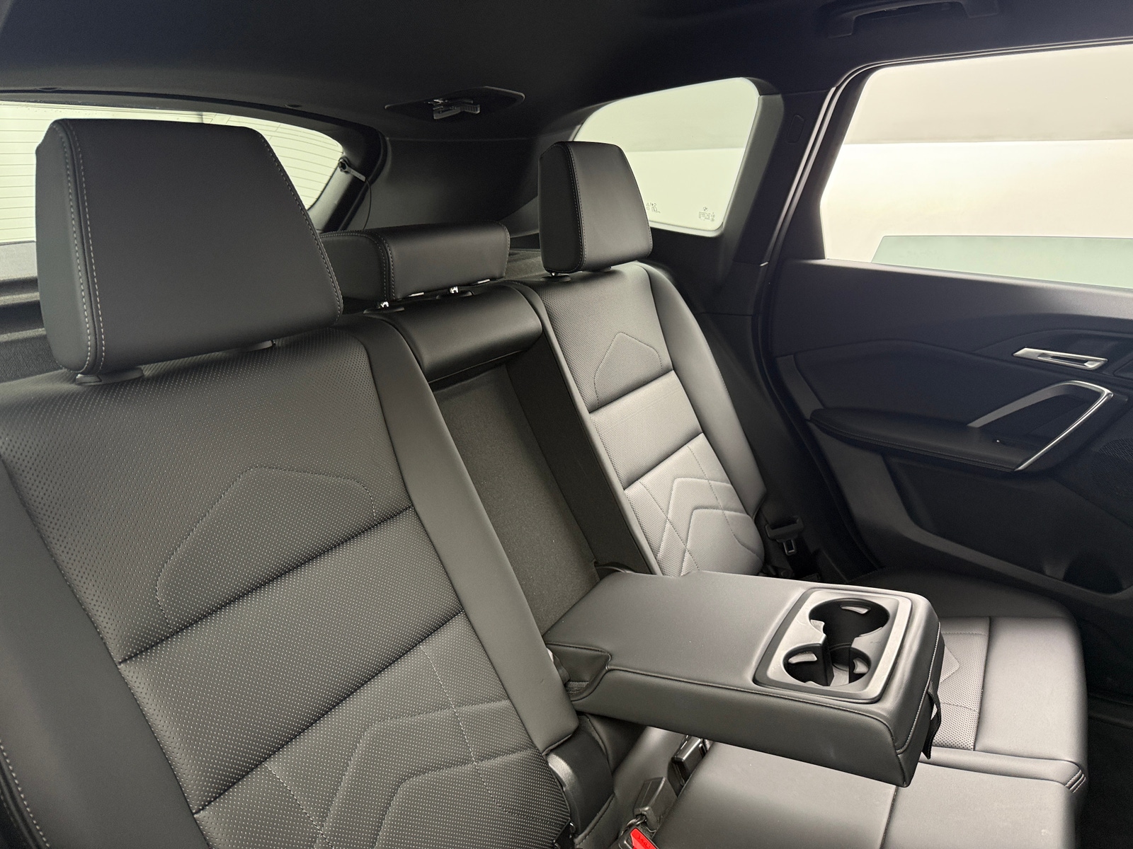 Thumbnail: 2025 BMW X1 - 5