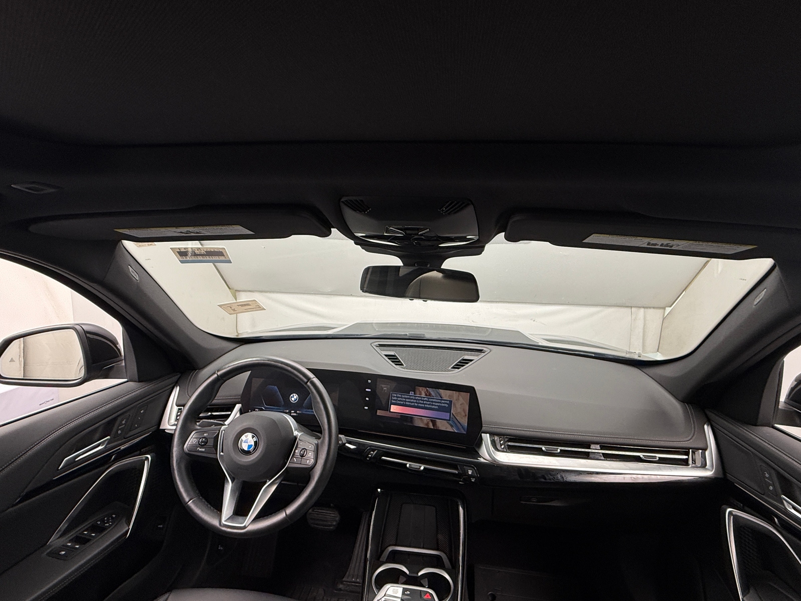 Thumbnail: 2025 BMW X1 - 2