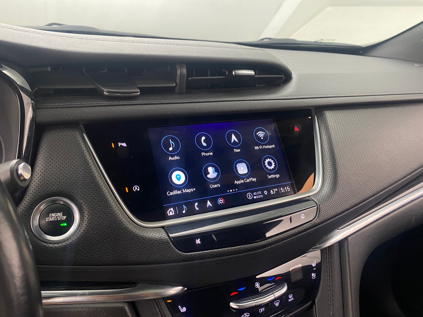 Thumbnail: 2023 Cadillac XT5 - 3