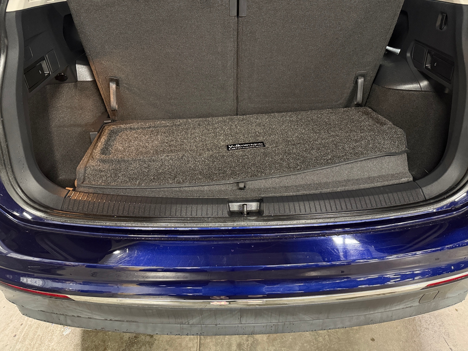 Thumbnail: 2021 Volkswagen Tiguan - 6