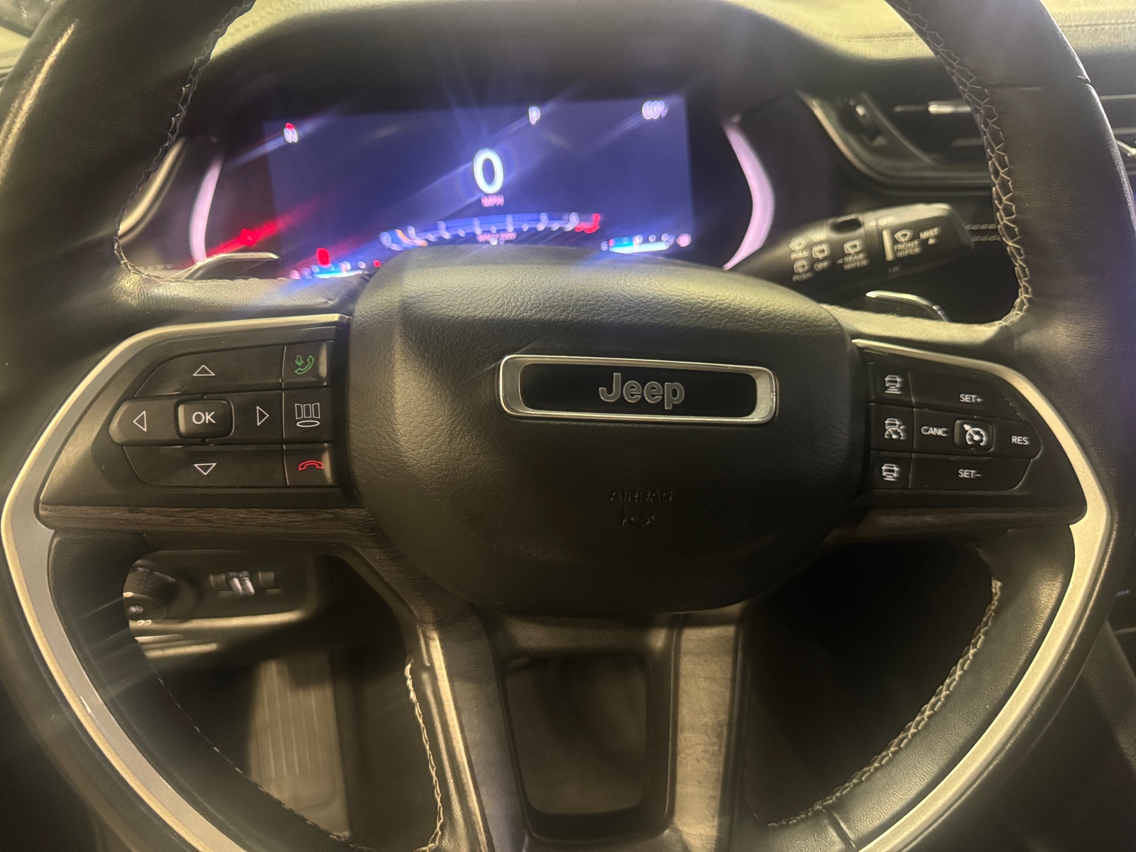 Thumbnail: 2021 Jeep Grand Cherokee L - 4