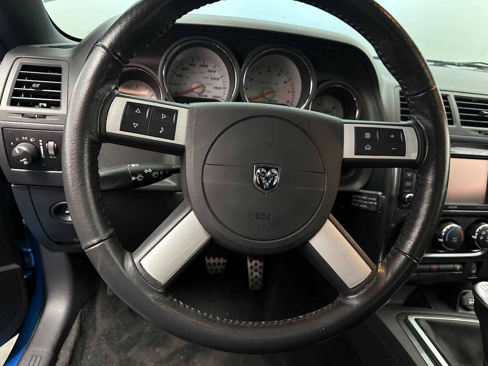 Thumbnail: 2010 Dodge Challenger - 3