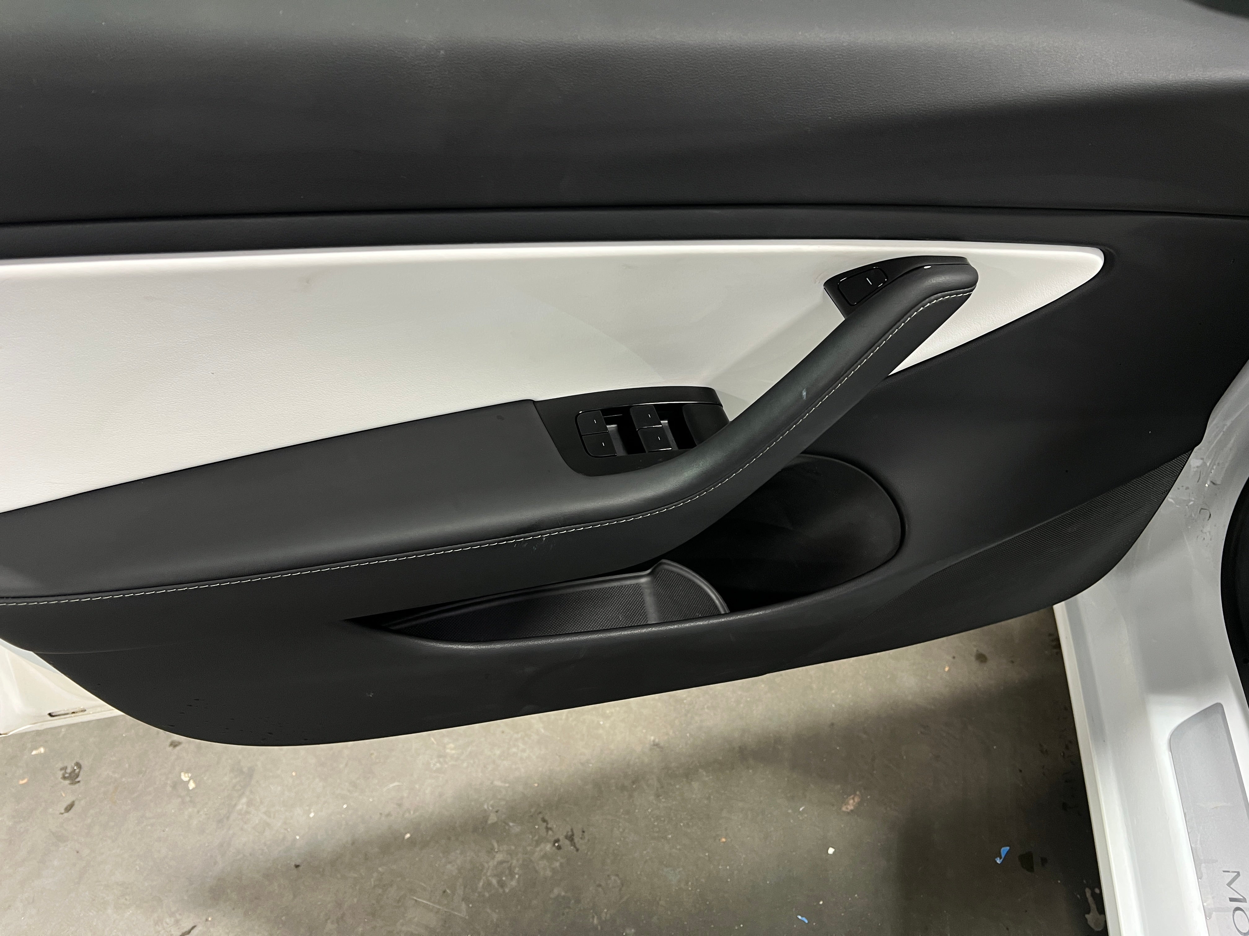 Used 2019 Tesla Model 3 Long Range with VIN 5YJ3E1EBXKF391208 for sale in Oak Creek, WI