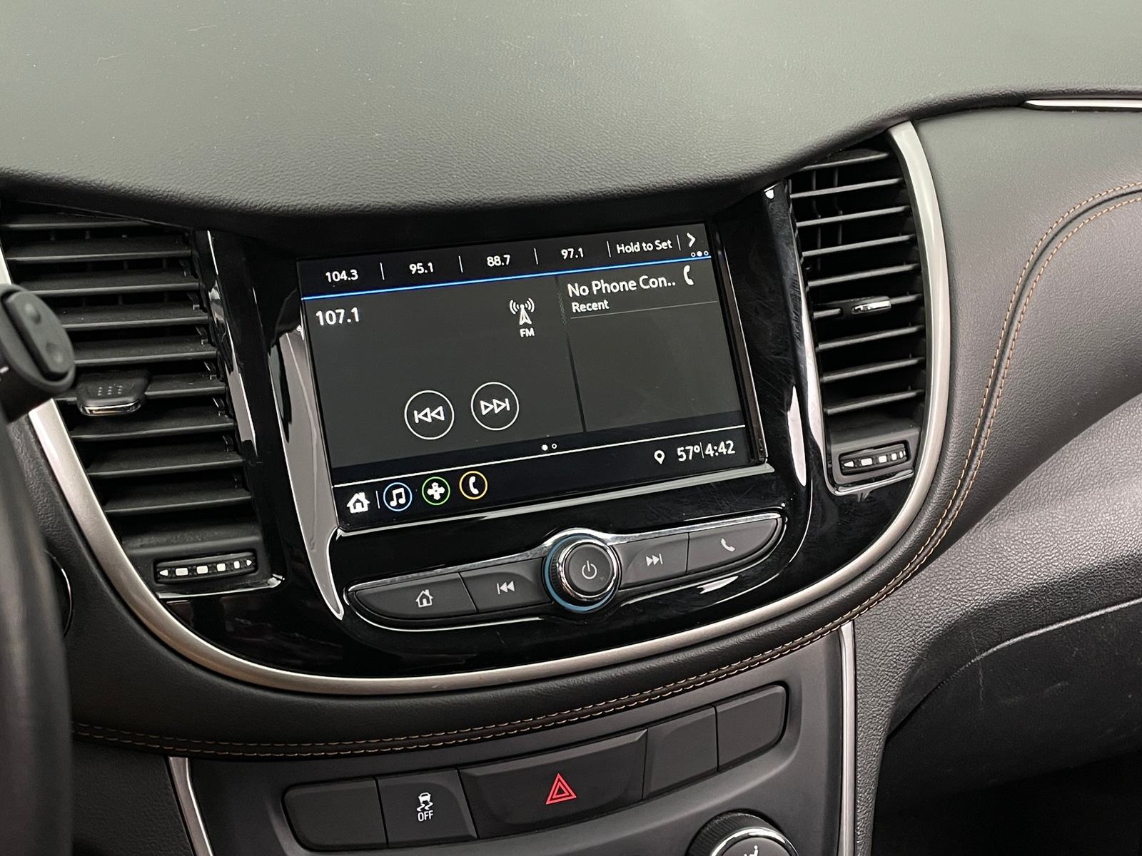 Thumbnail: 2019 Chevrolet Trax - 4