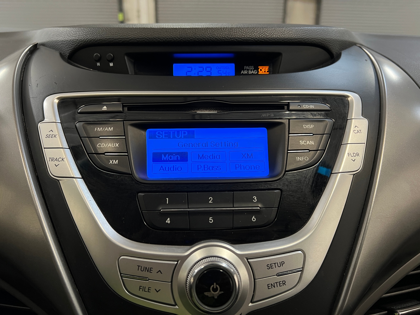 Thumbnail: 2011 Hyundai Elantra - 4