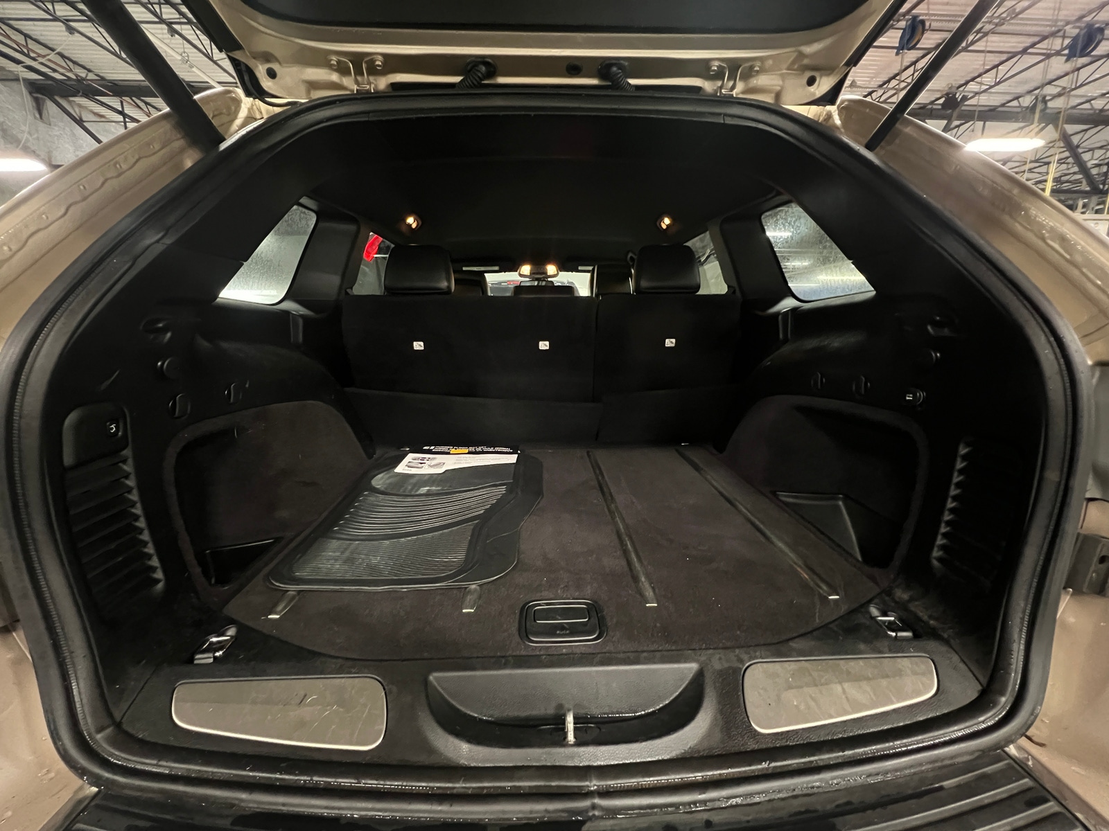 Thumbnail: 2015 Jeep Grand Cherokee - 6