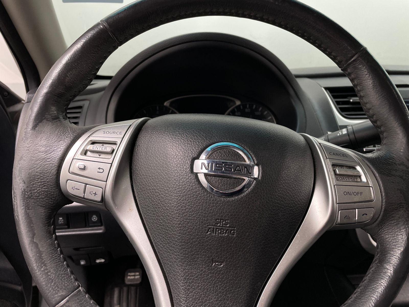 Thumbnail: 2017 Nissan Altima - 4