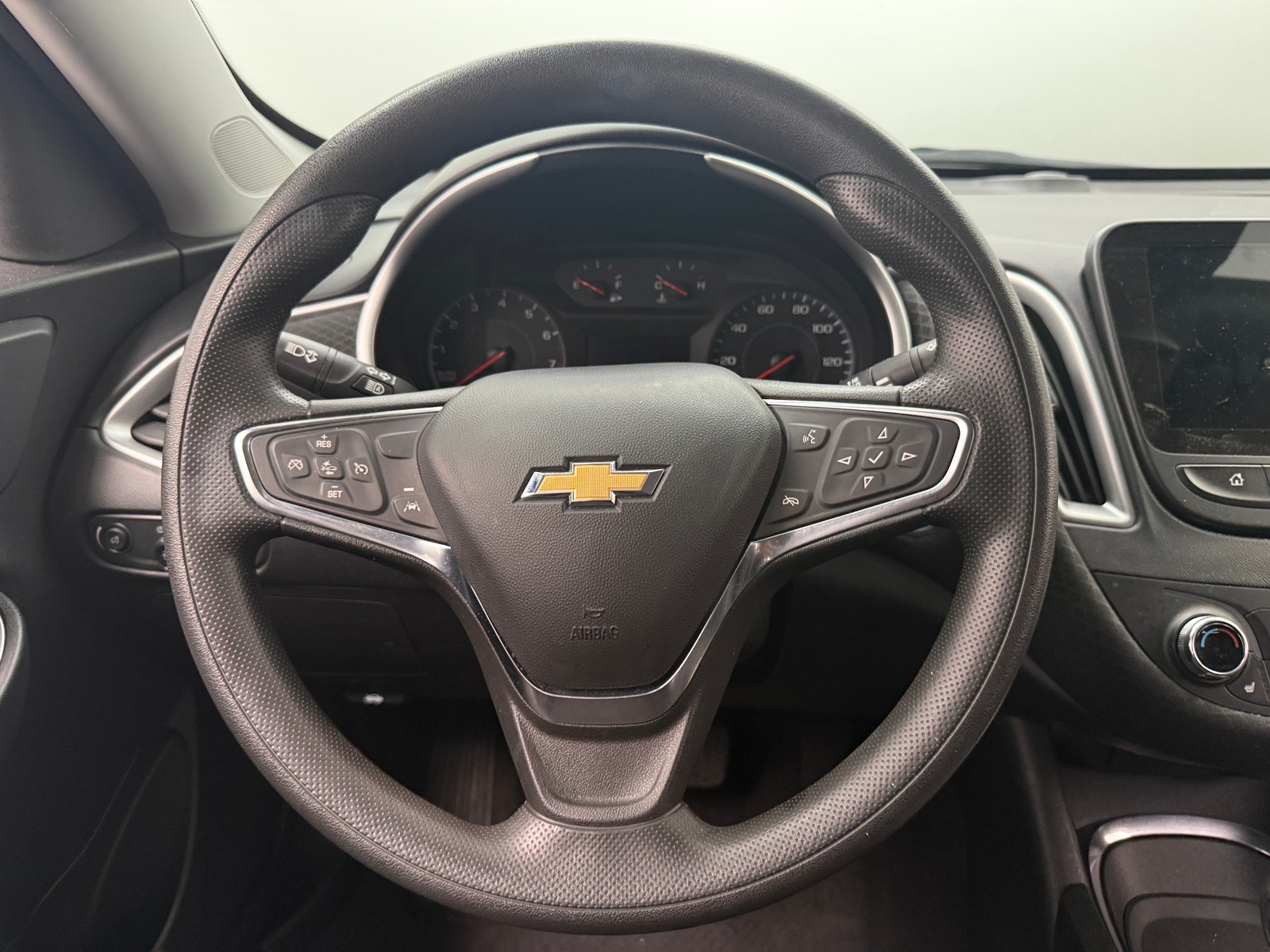 Thumbnail: 2024 Chevrolet Malibu - 5