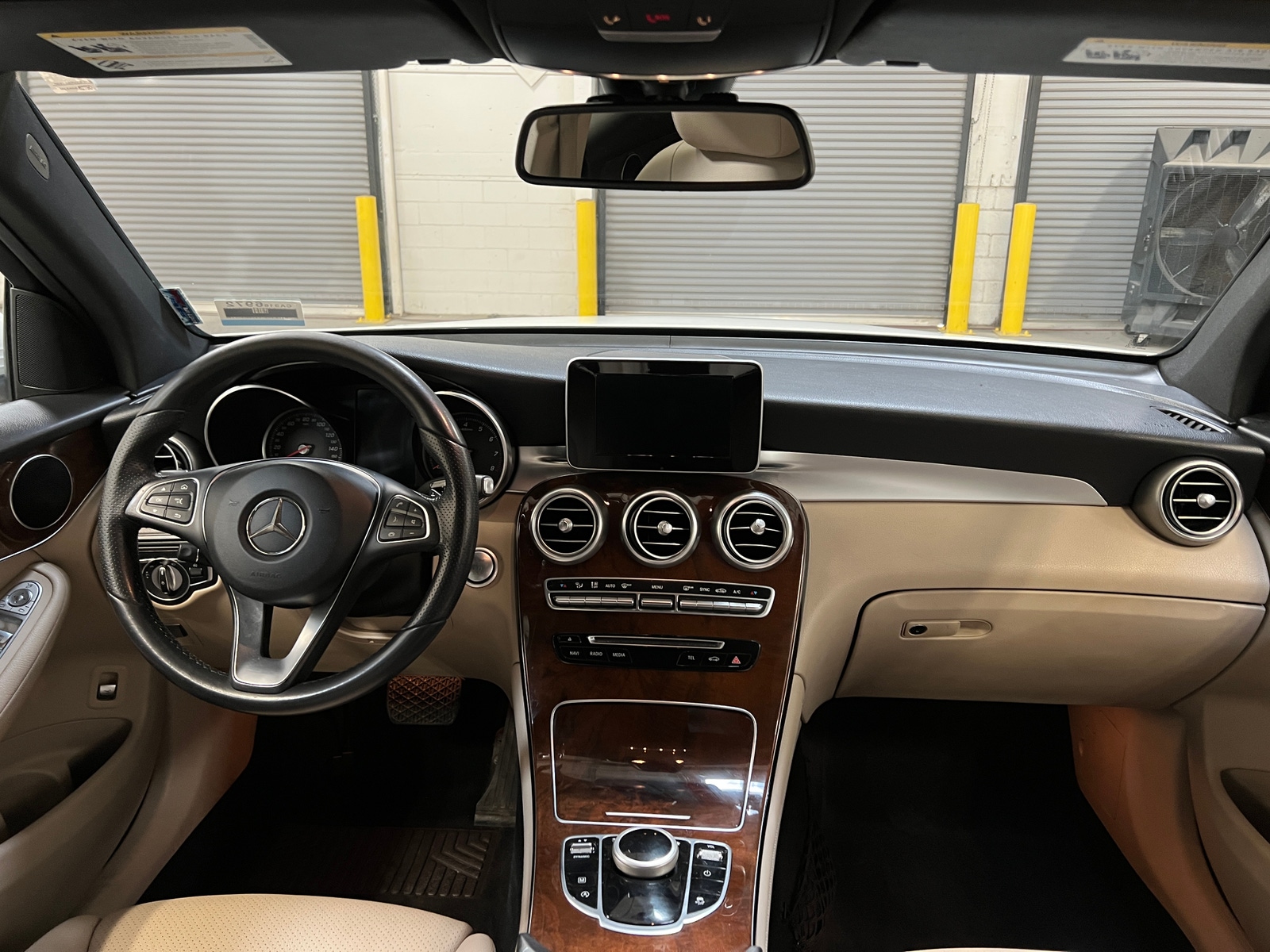 Thumbnail: 2018 Mercedes-Benz GLC - 2