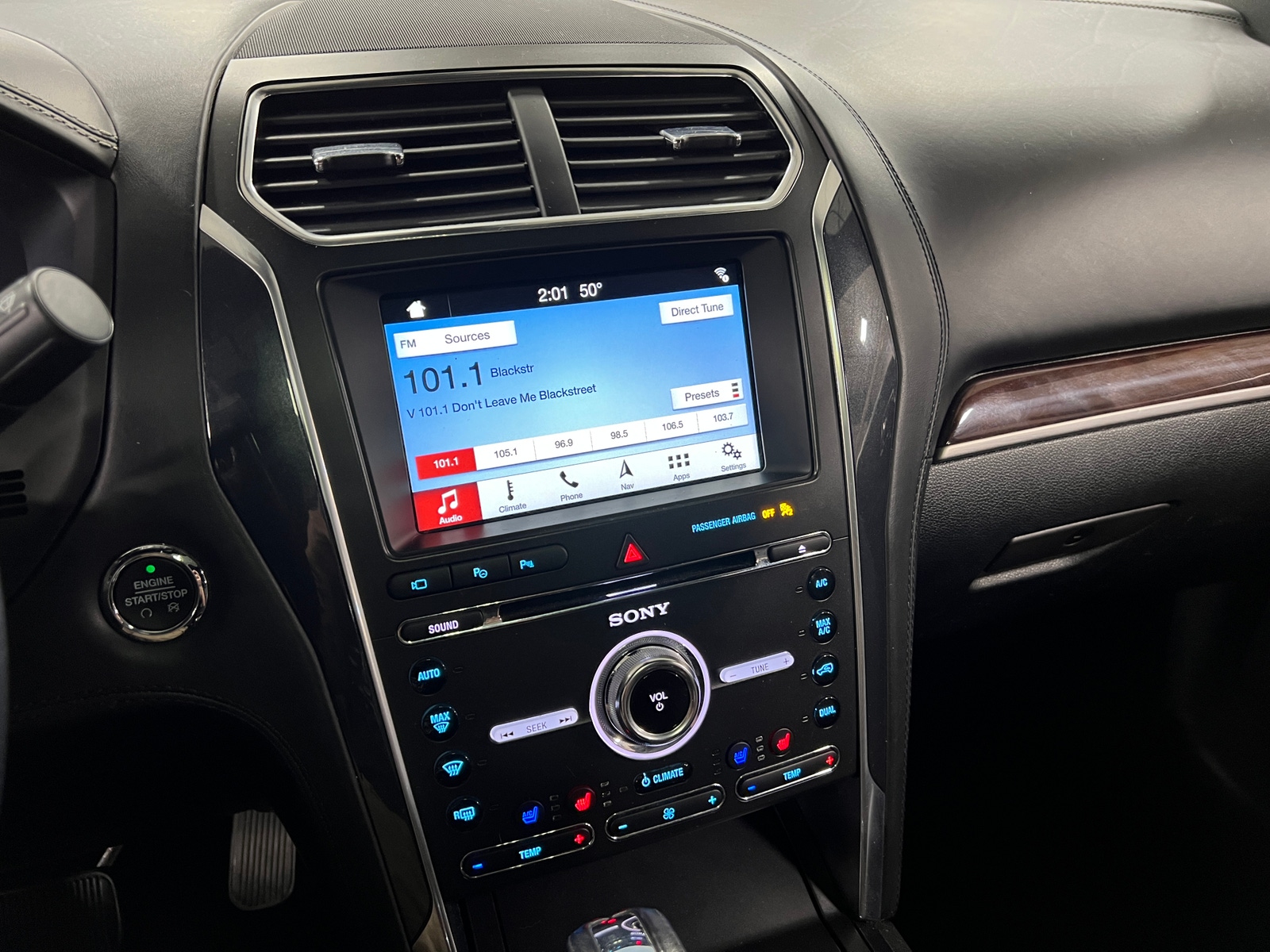 Thumbnail: 2018 Ford Explorer - 3