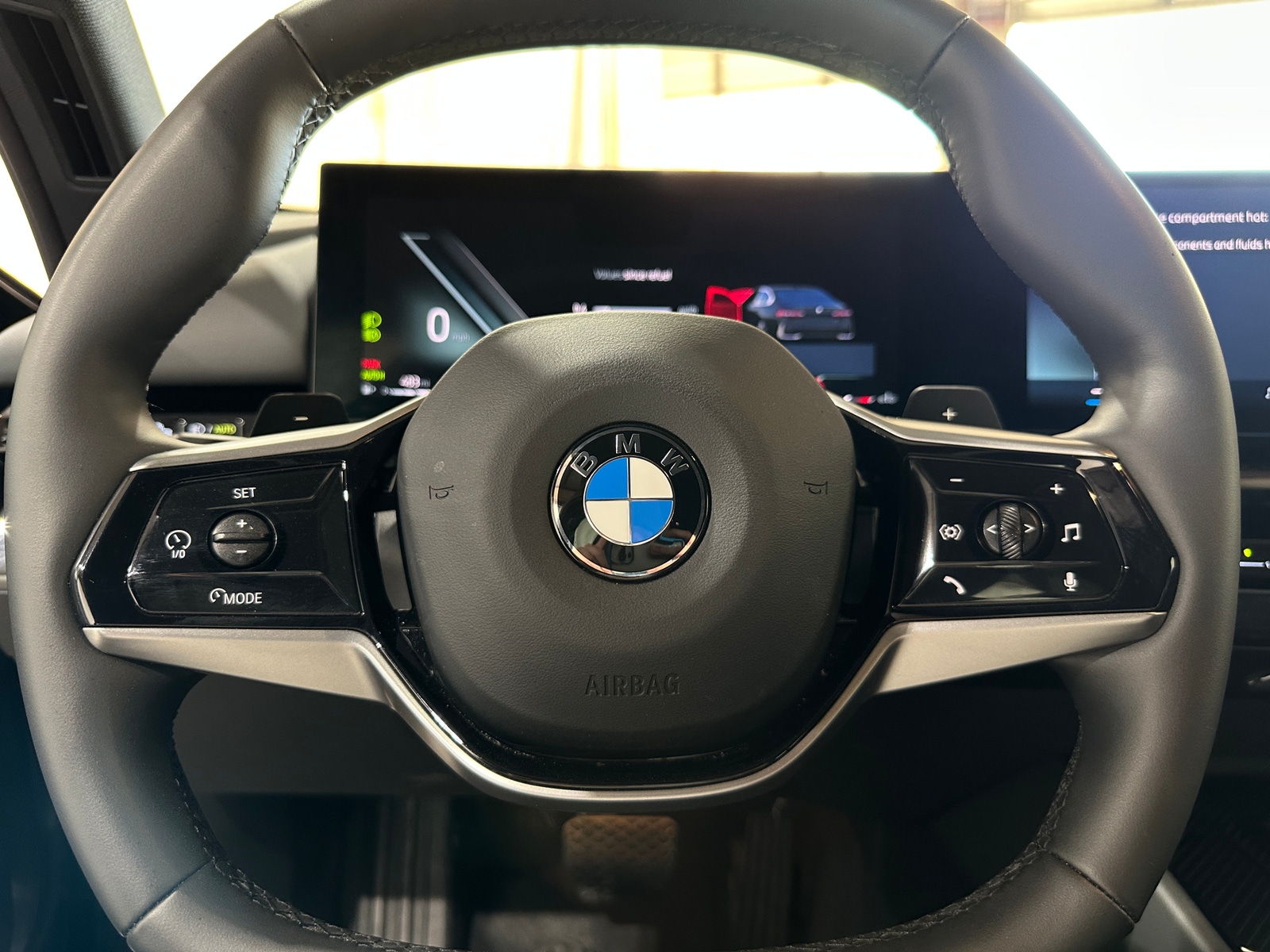 Thumbnail: 2025 BMW 5 Series - 4