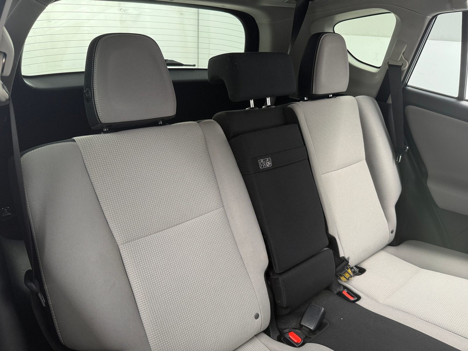 Thumbnail: 2016 Toyota RAV4 - 6