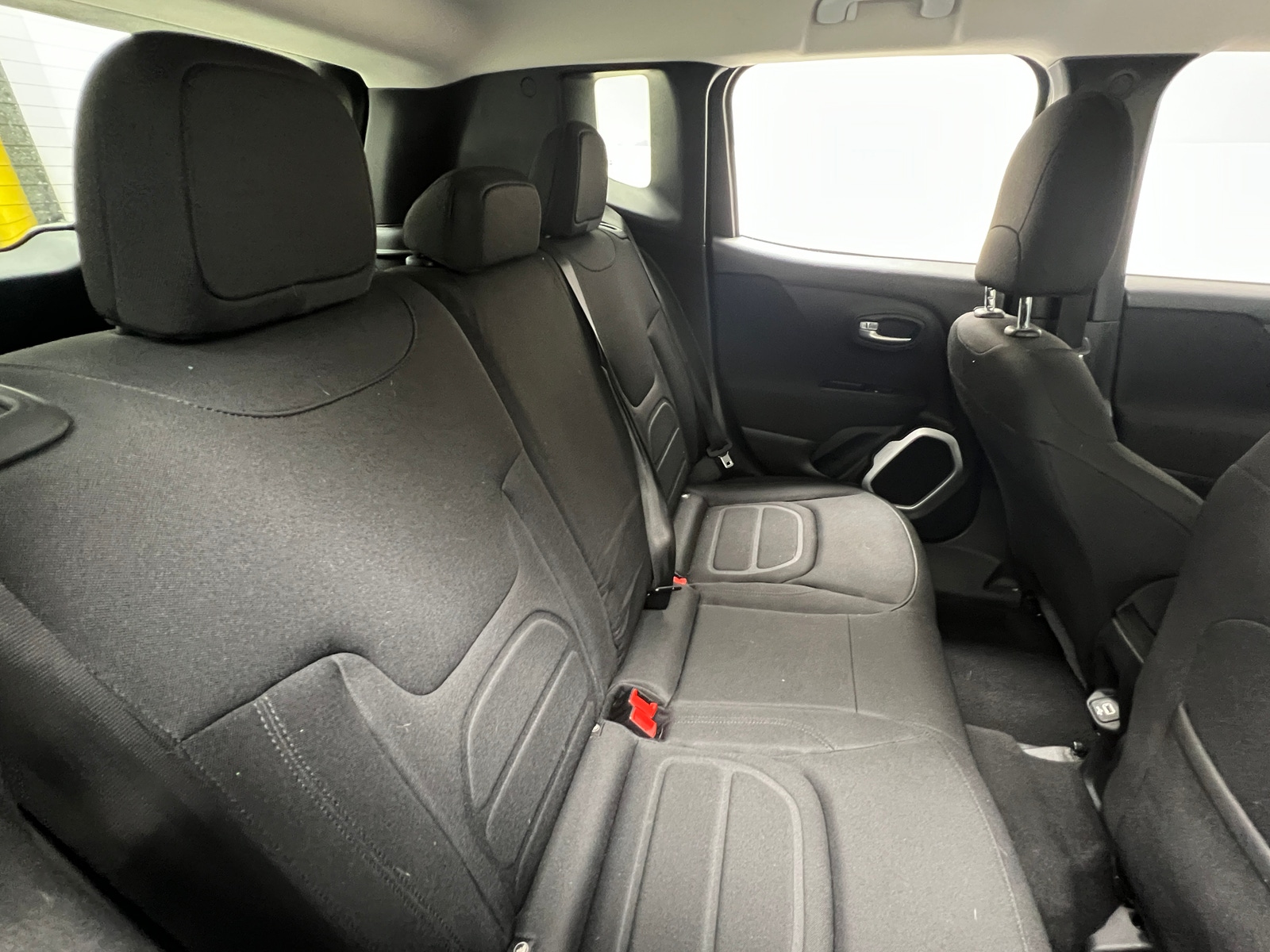 Thumbnail: 2018 Jeep Renegade - 6