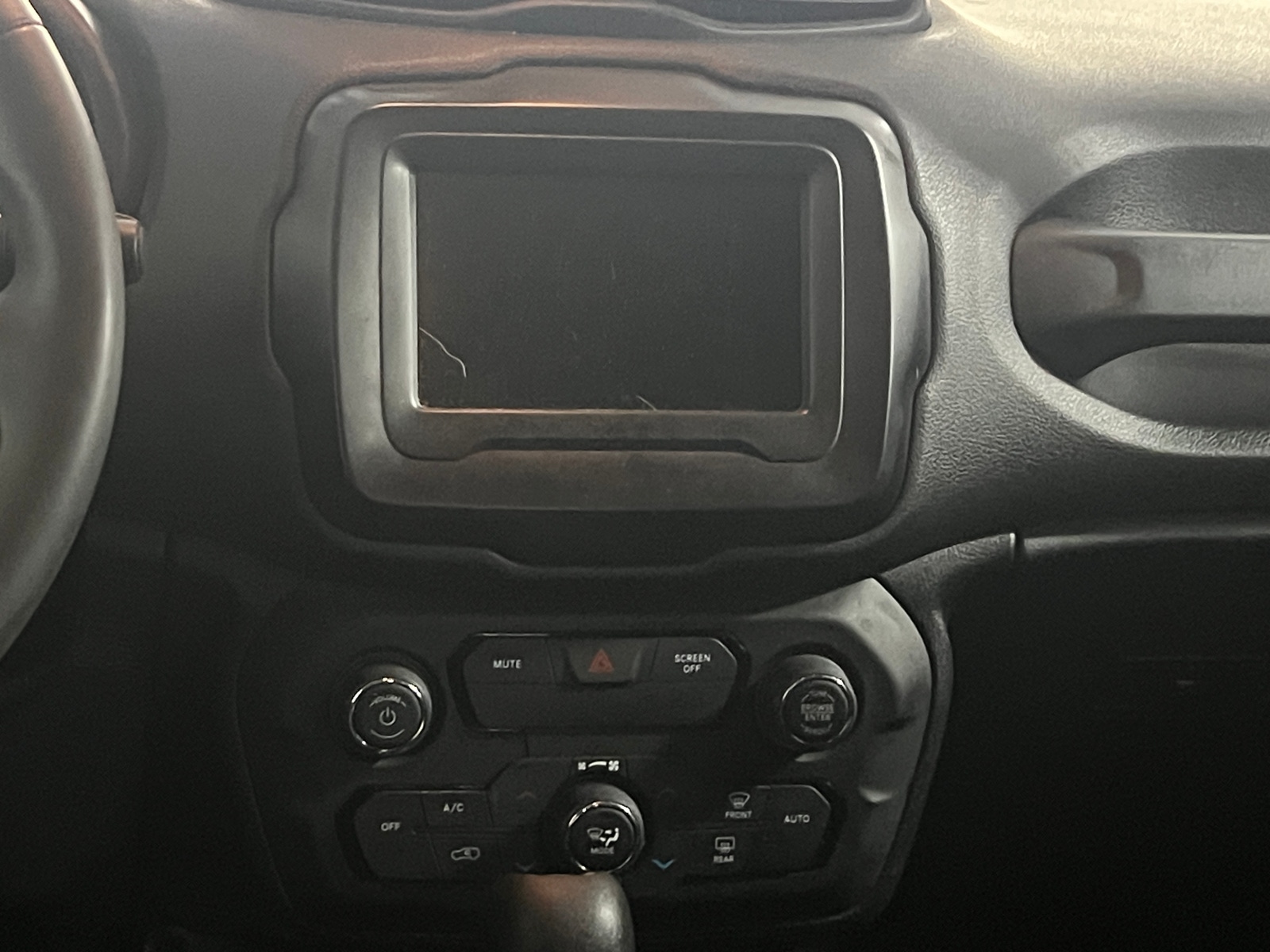 Thumbnail: 2018 Jeep Renegade - 4