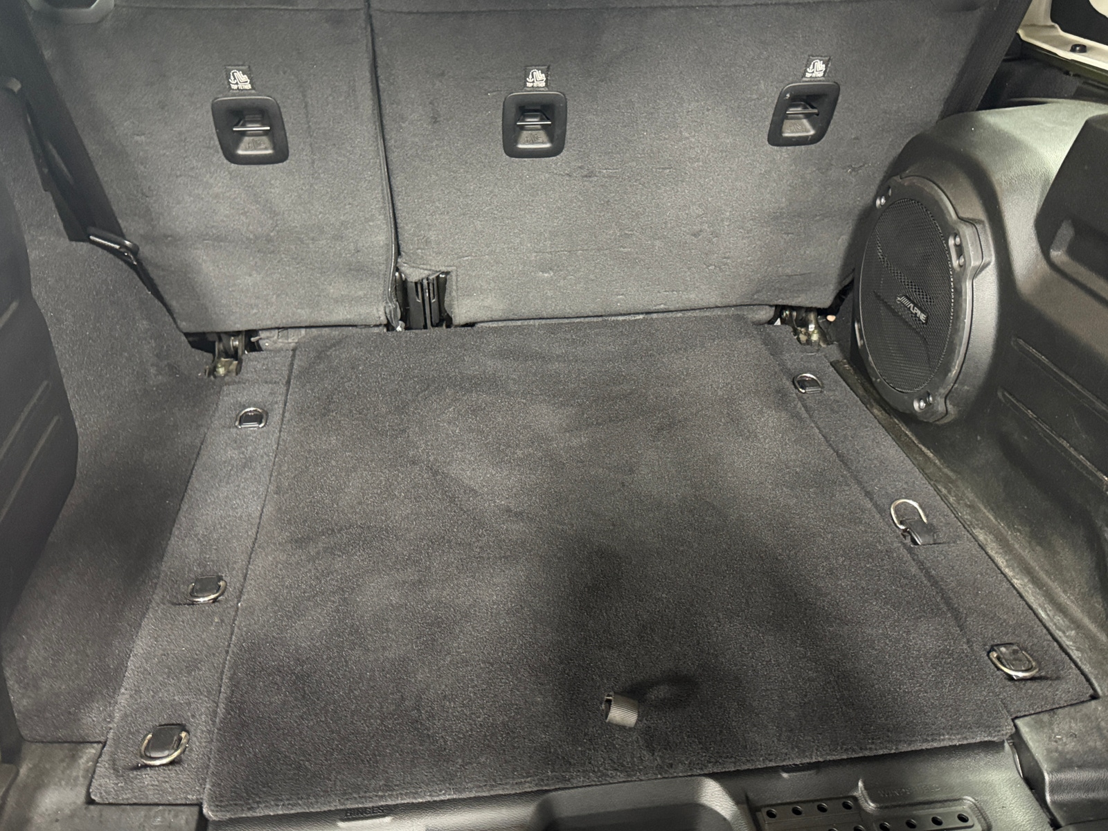 Thumbnail: 2021 Jeep Wrangler - 7