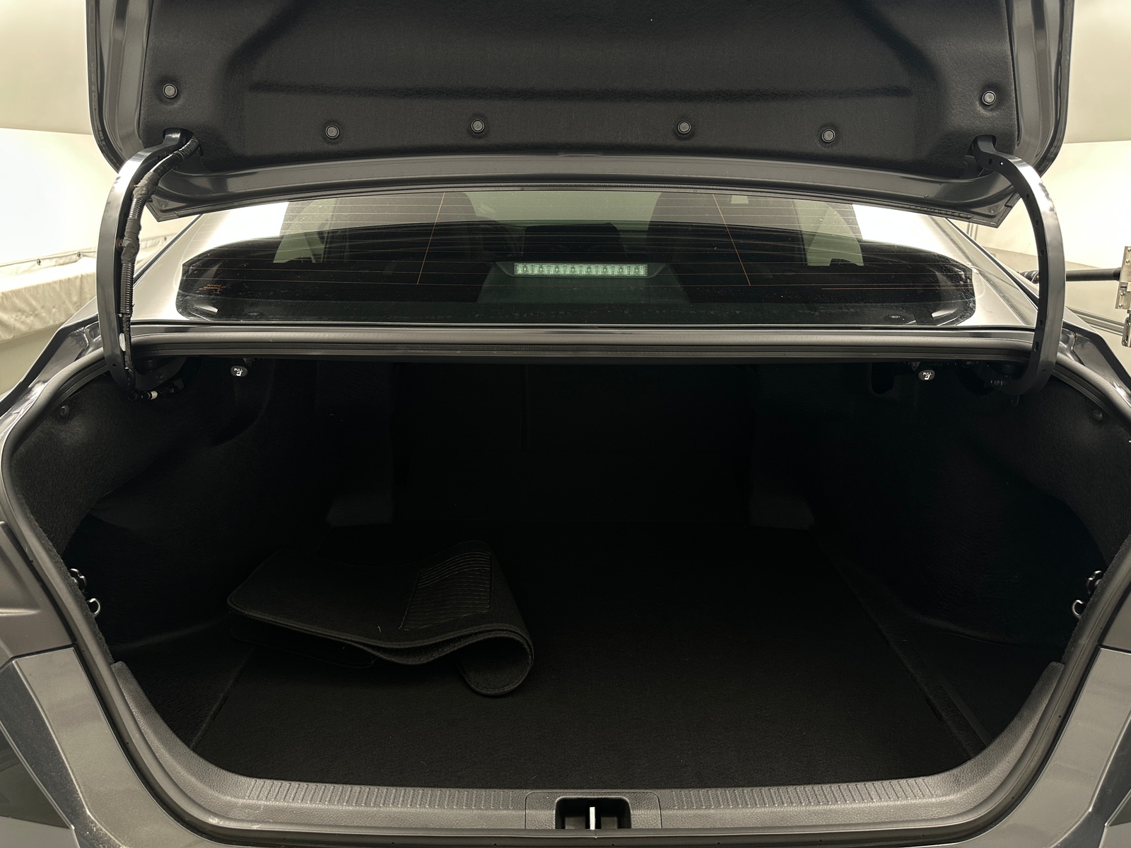 Thumbnail: 2025 Toyota Camry - 6