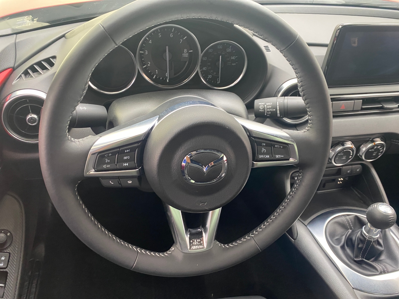 Thumbnail: 2023 Mazda MX-5 Miata - 4