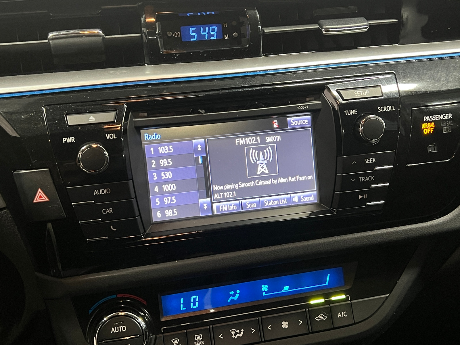 Thumbnail: 2016 Toyota Corolla - 4