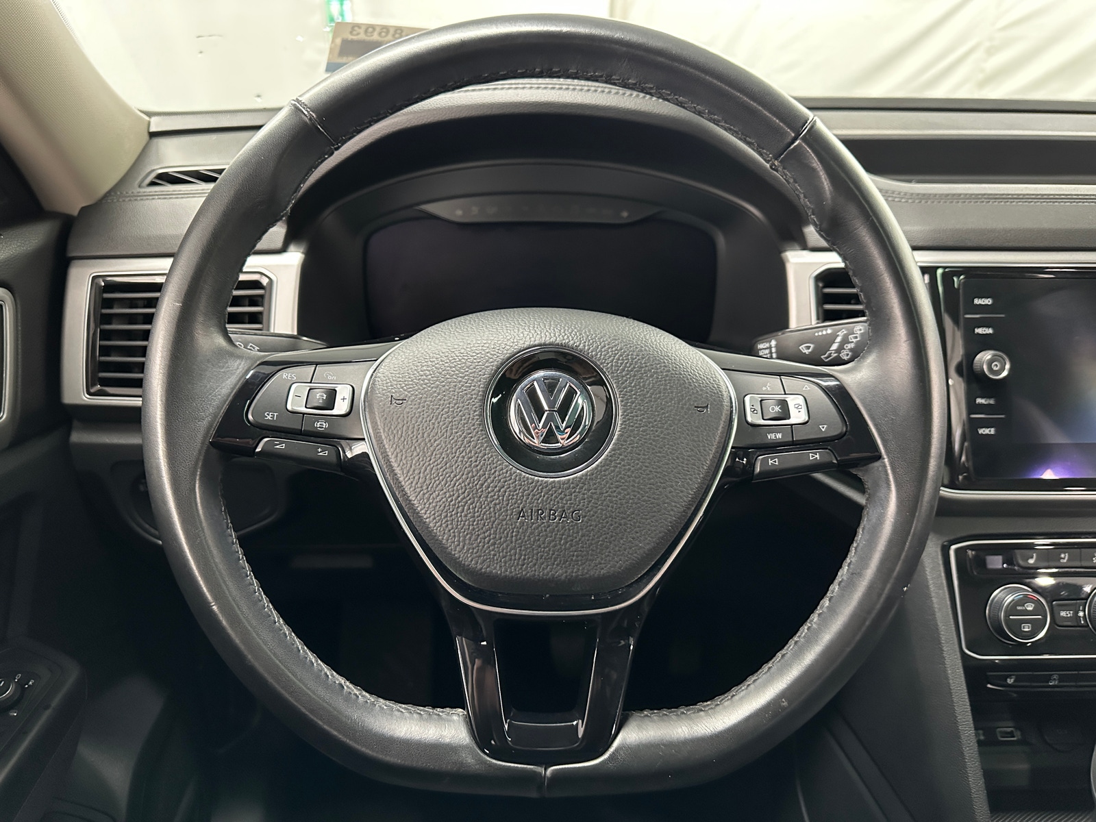 Thumbnail: 2019 Volkswagen Atlas - 4