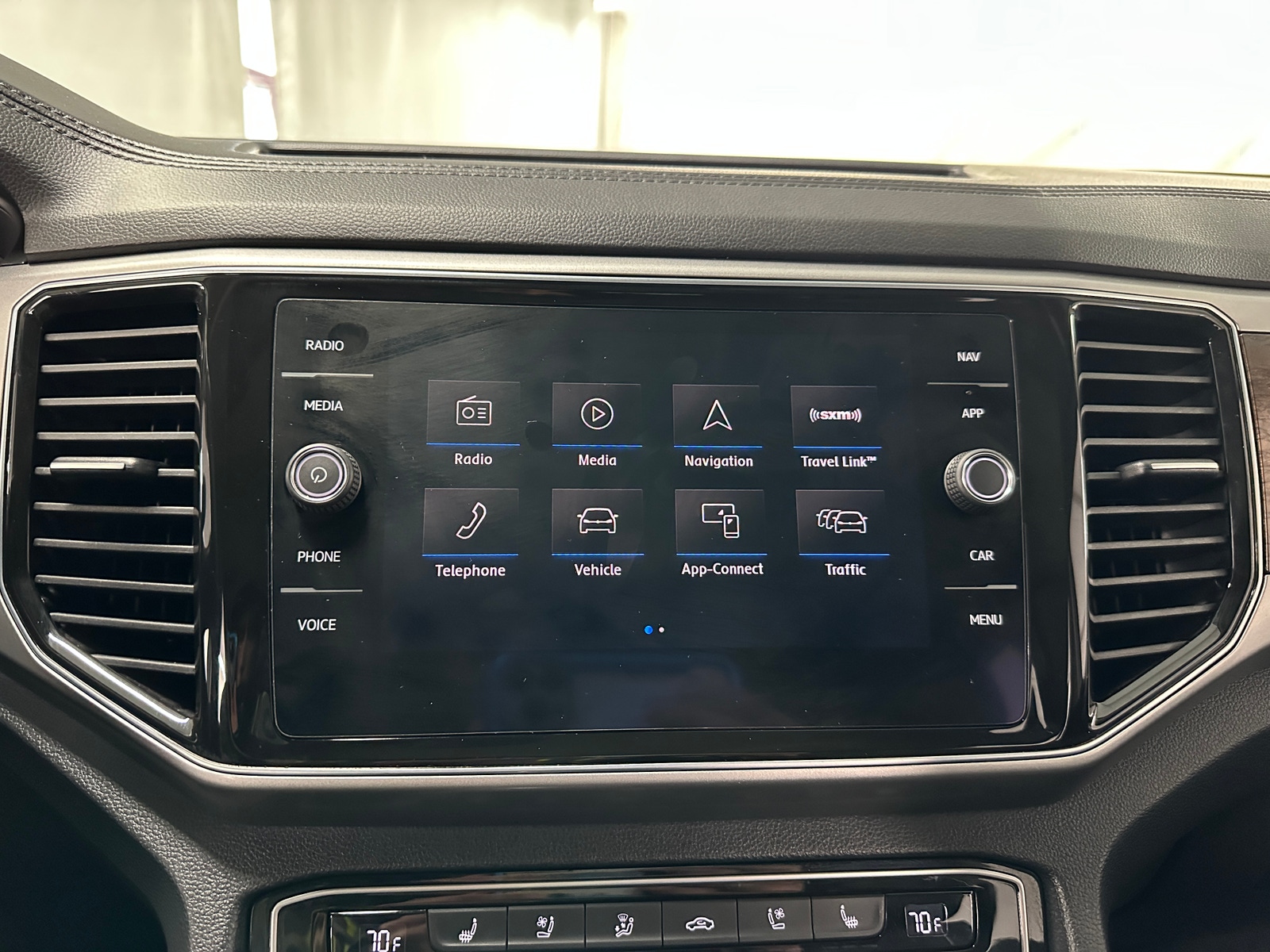 Thumbnail: 2019 Volkswagen Atlas - 3