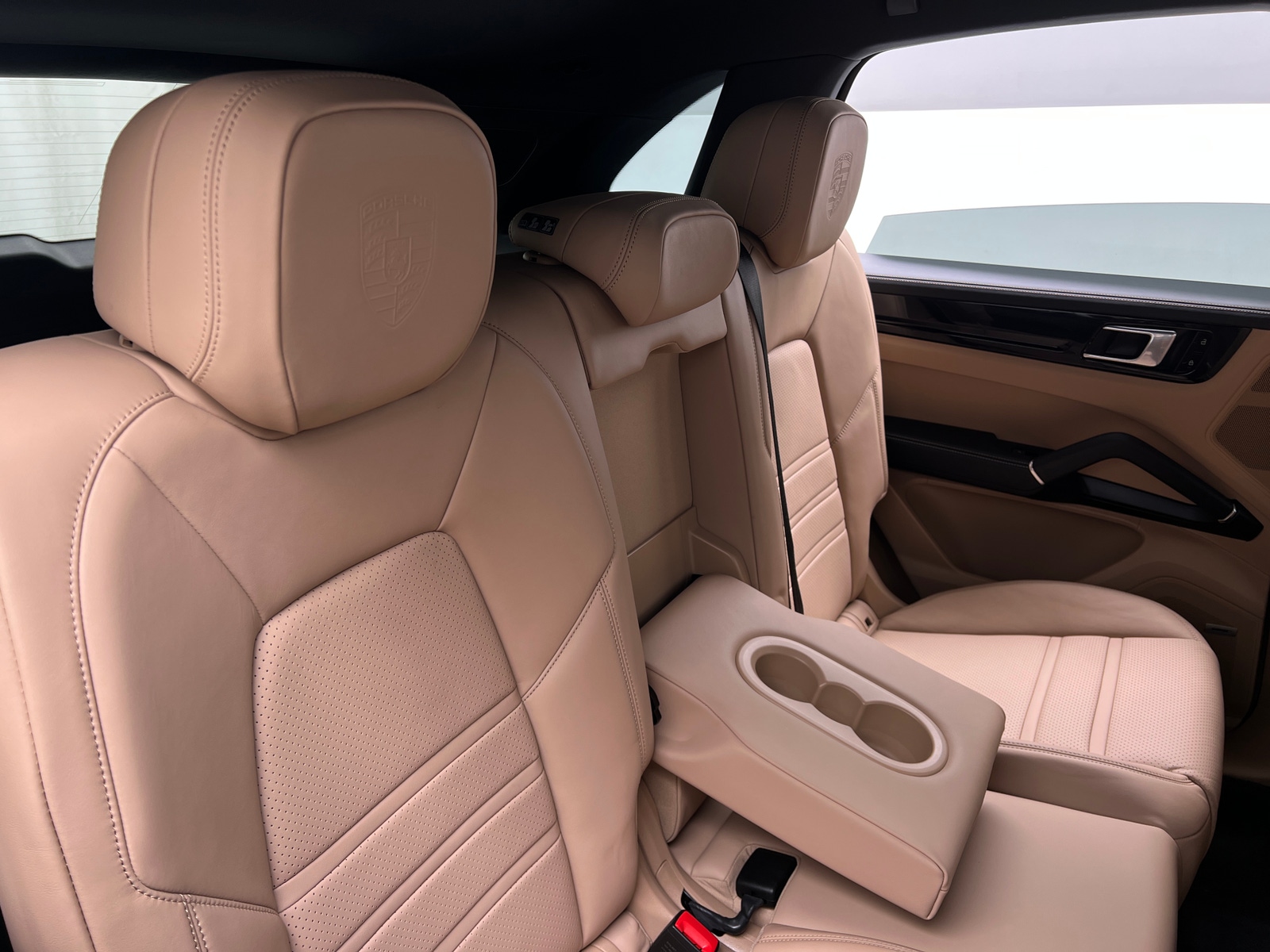 Thumbnail: 2021 Porsche Cayenne - 5