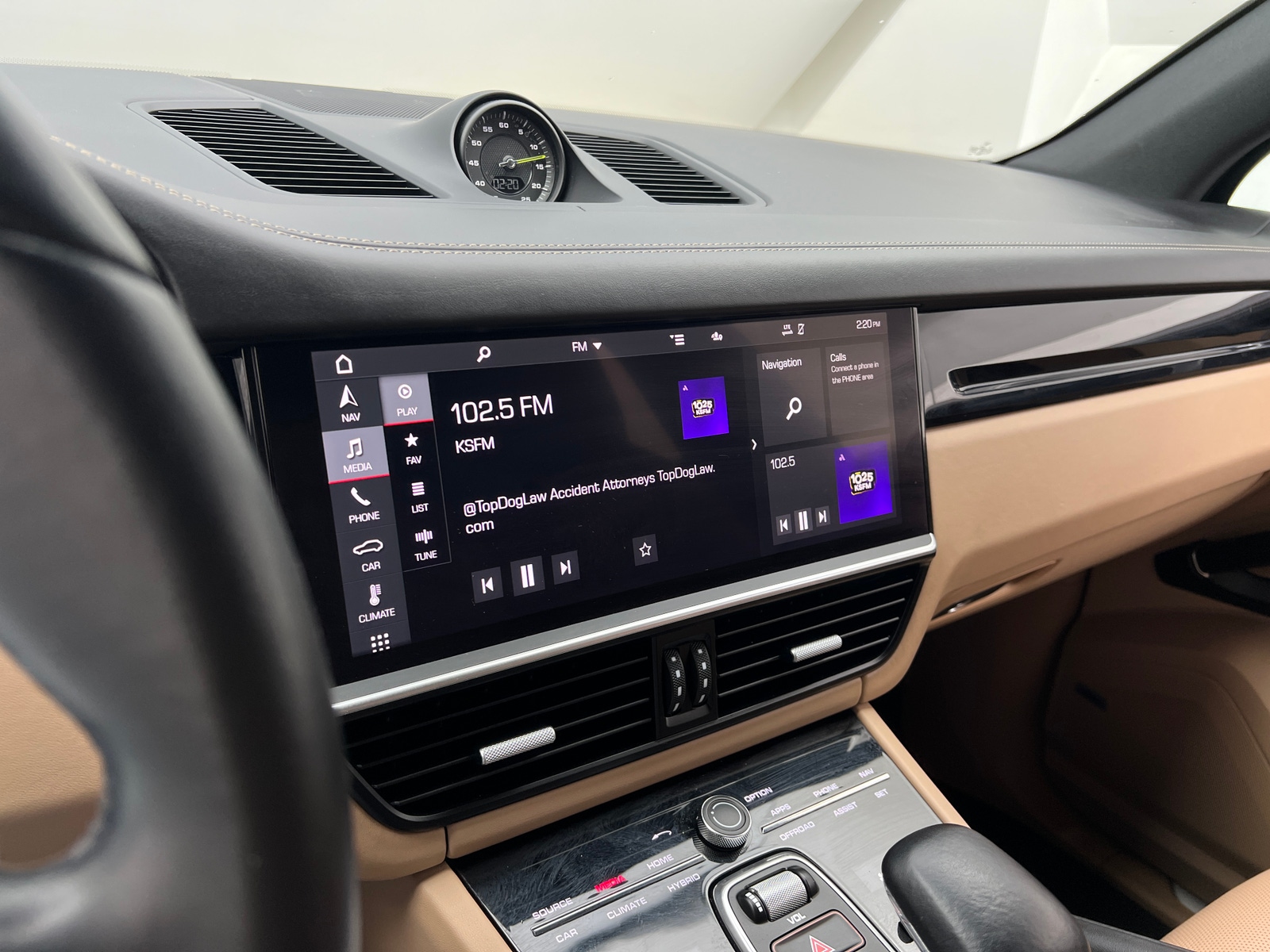 Thumbnail: 2021 Porsche Cayenne - 3