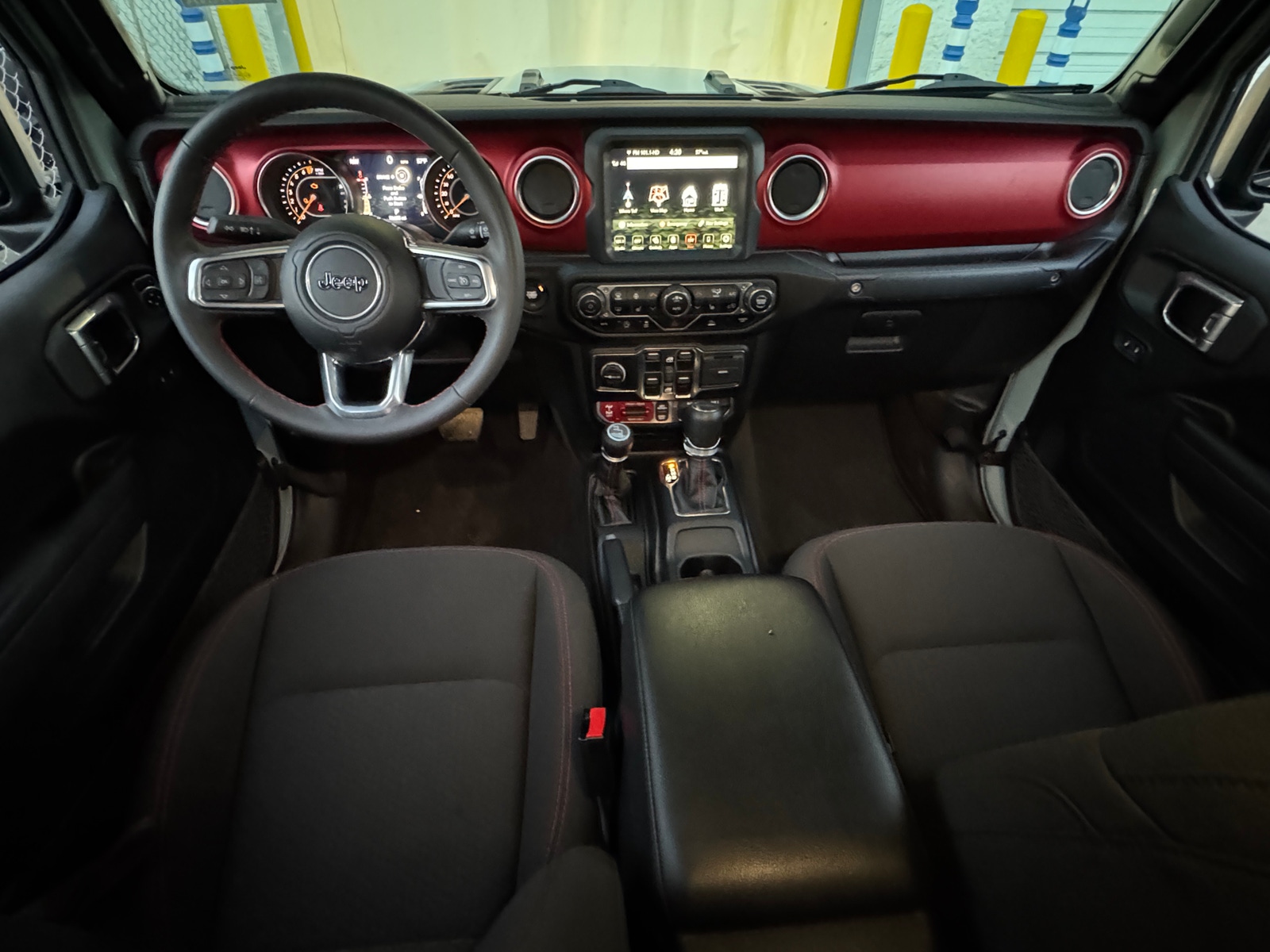 Thumbnail: 2023 Jeep Gladiator - 3